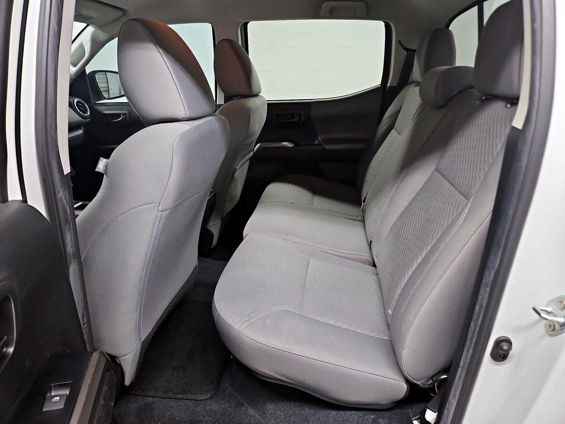 Thumbnail: 2022 Toyota Tacoma - 19