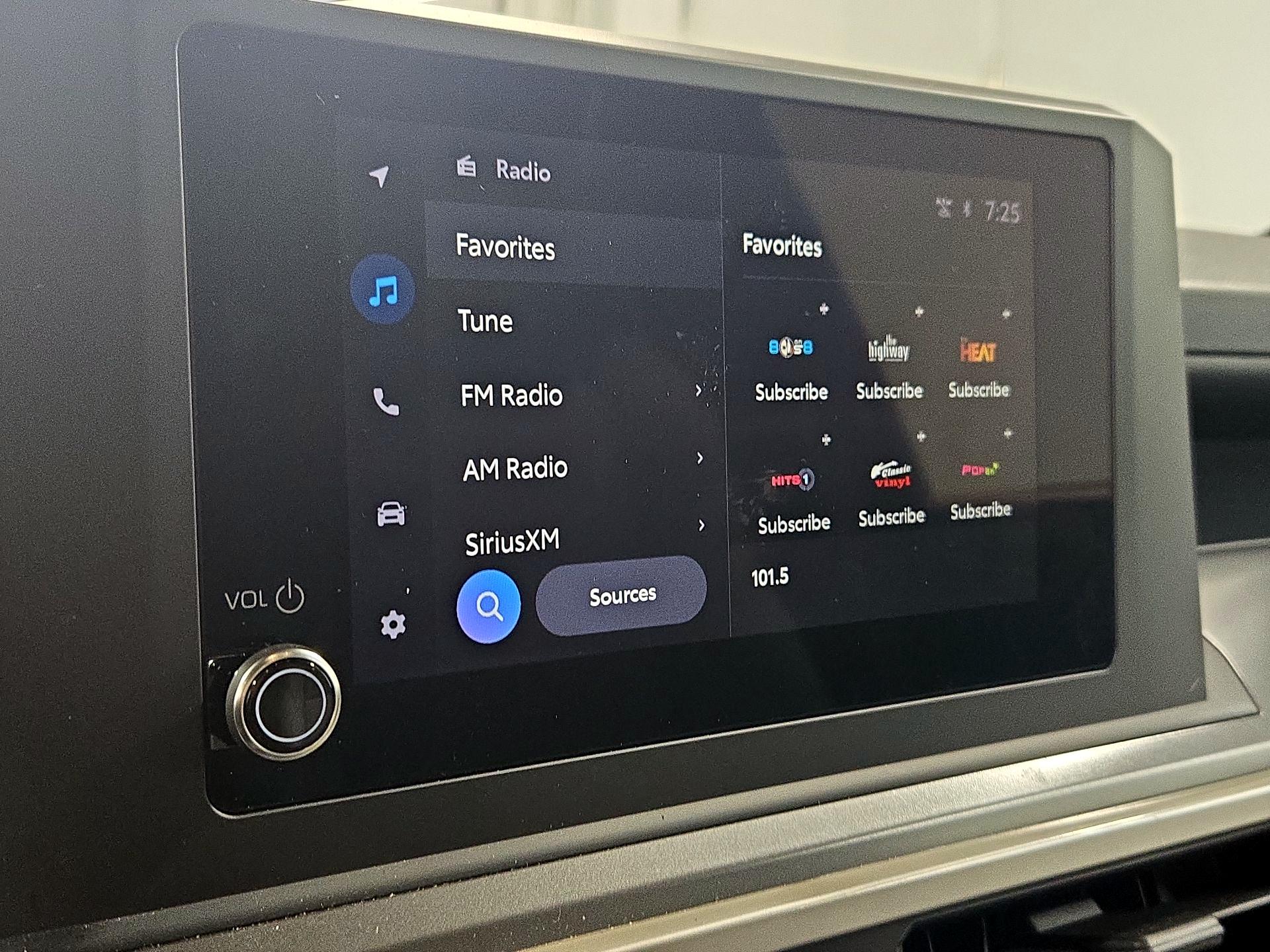 Thumbnail: 2024 Toyota Tacoma - 15