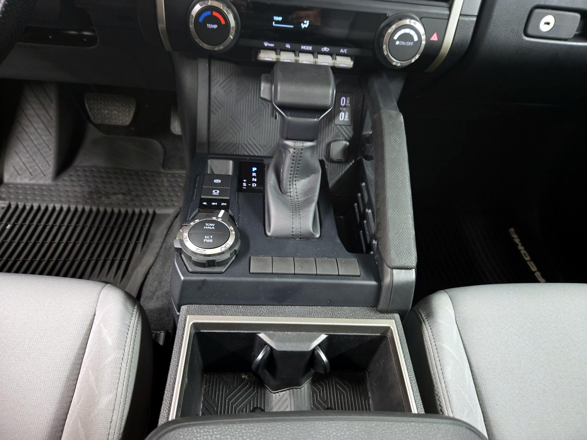 Thumbnail: 2024 Toyota Tacoma - 17