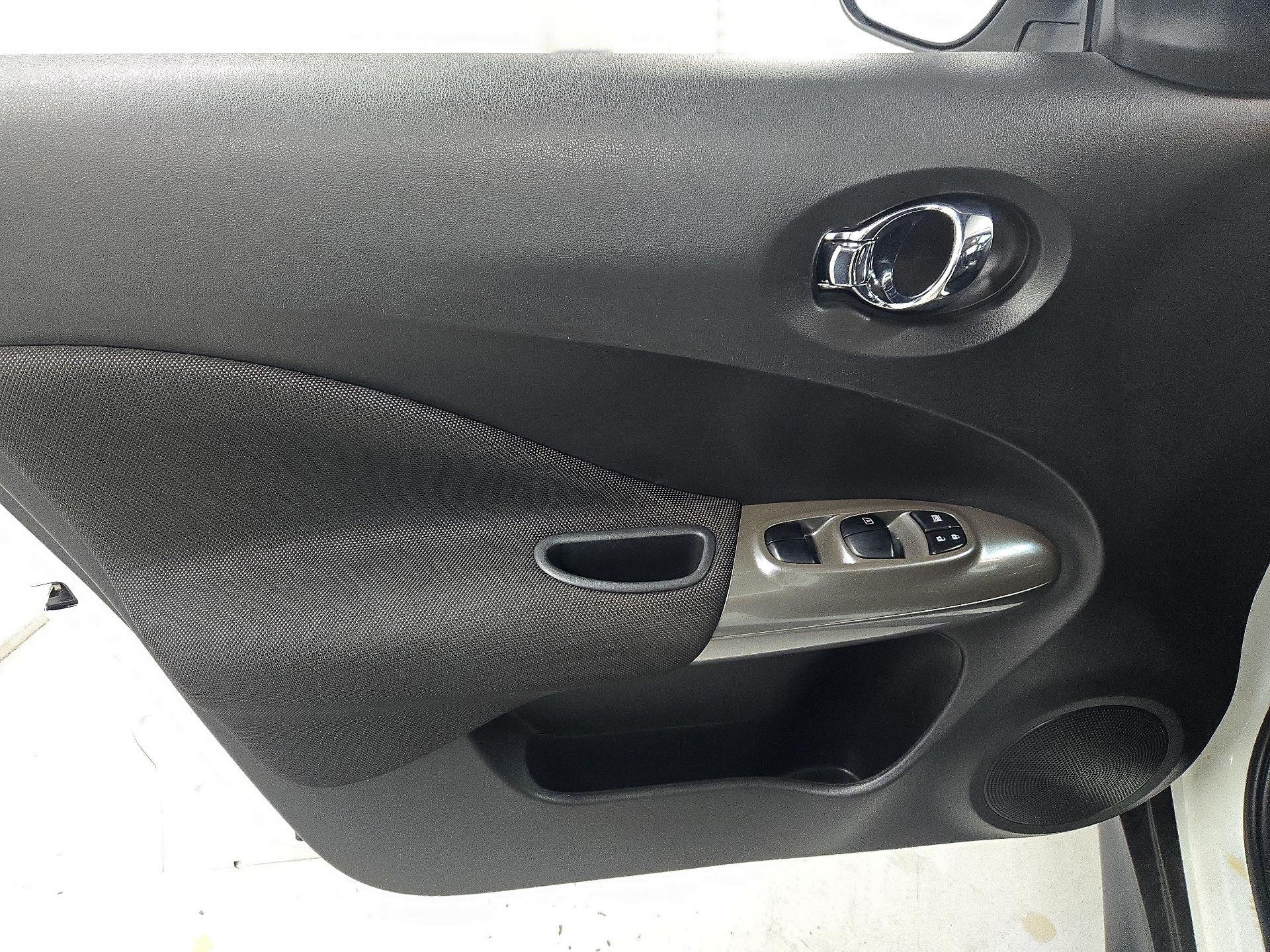 Thumbnail: 2014 Nissan Juke - 12