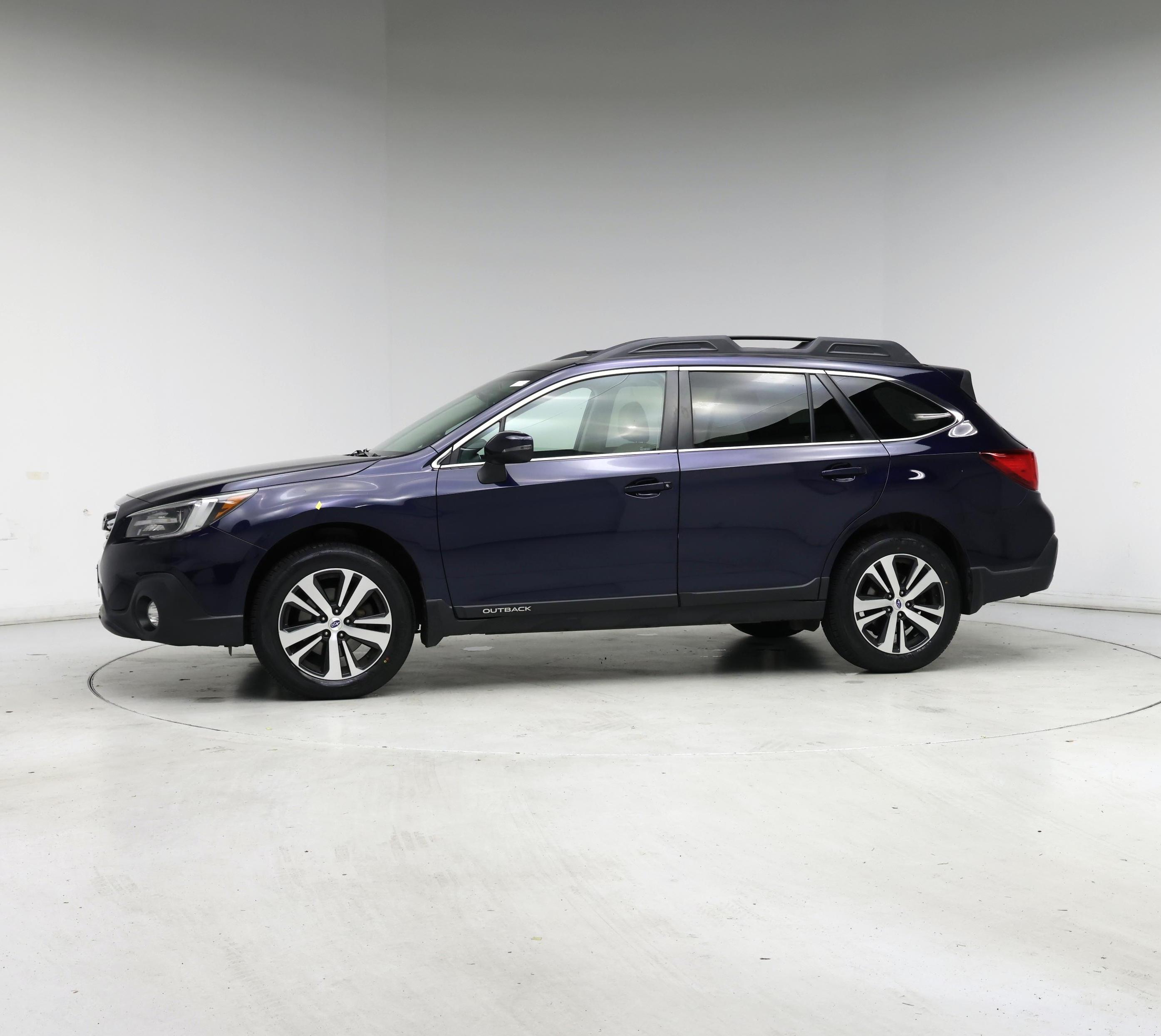 Thumbnail: 2018 Subaru Outback - 3