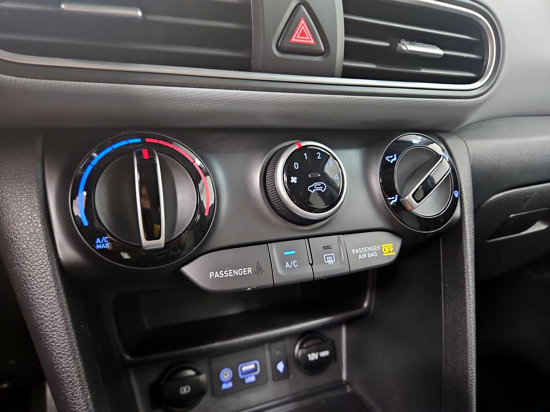 Thumbnail: 2020 Hyundai Kona - 16