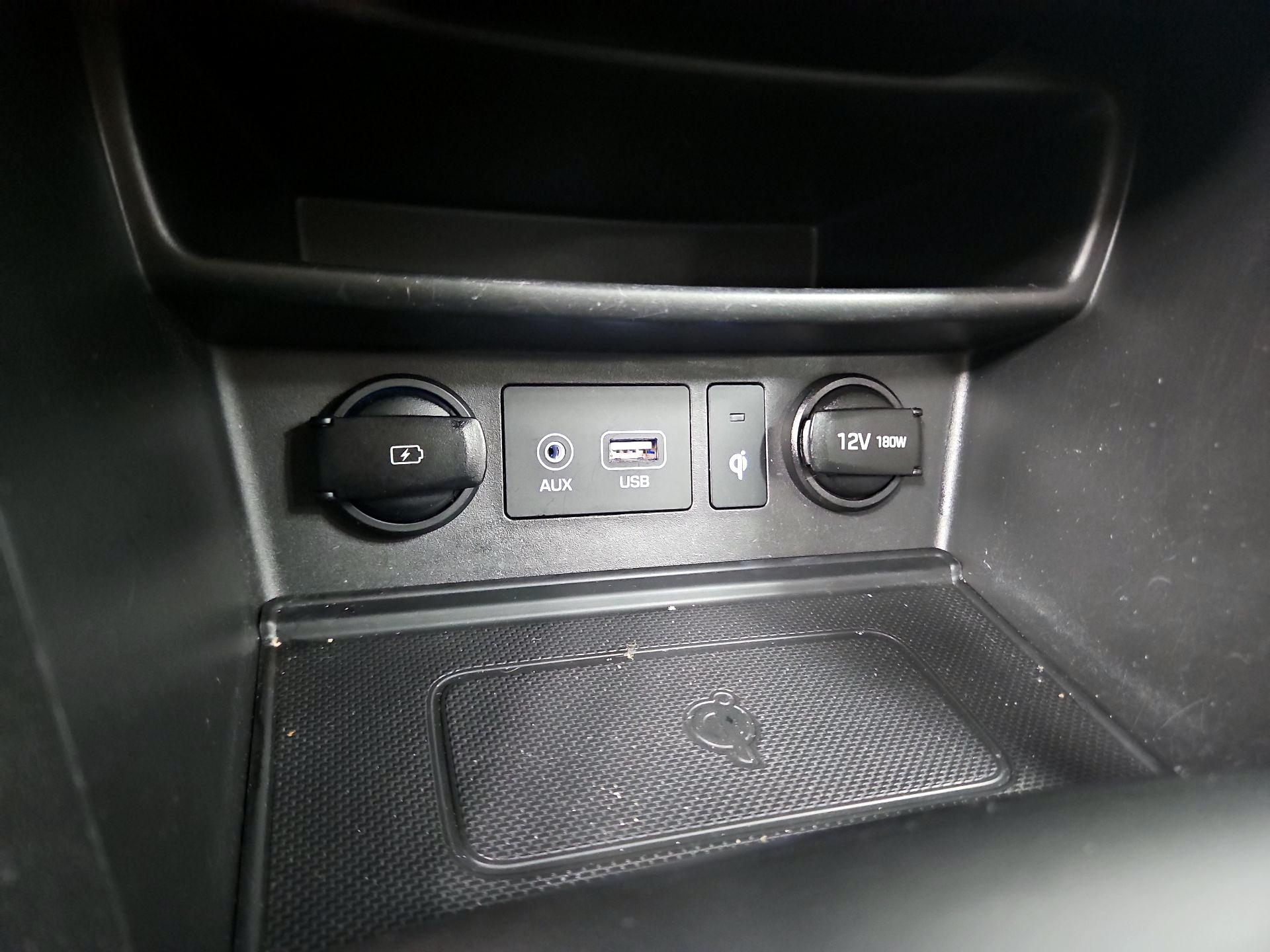 Thumbnail: 2020 Hyundai Kona - 18