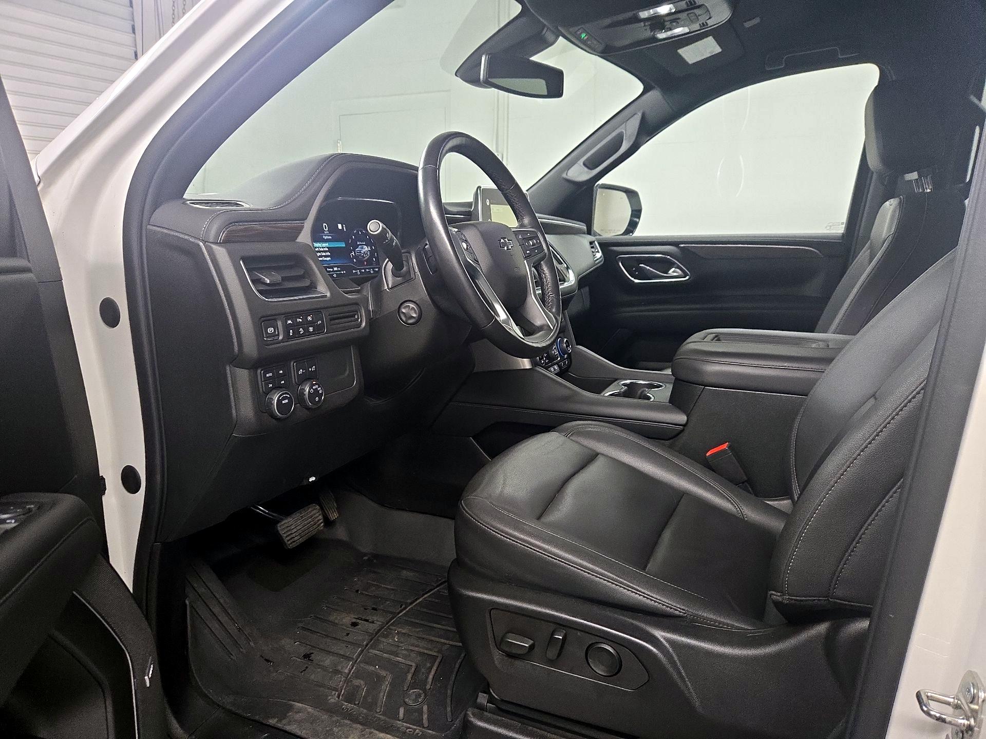 Thumbnail: 2022 Chevrolet Suburban - 11