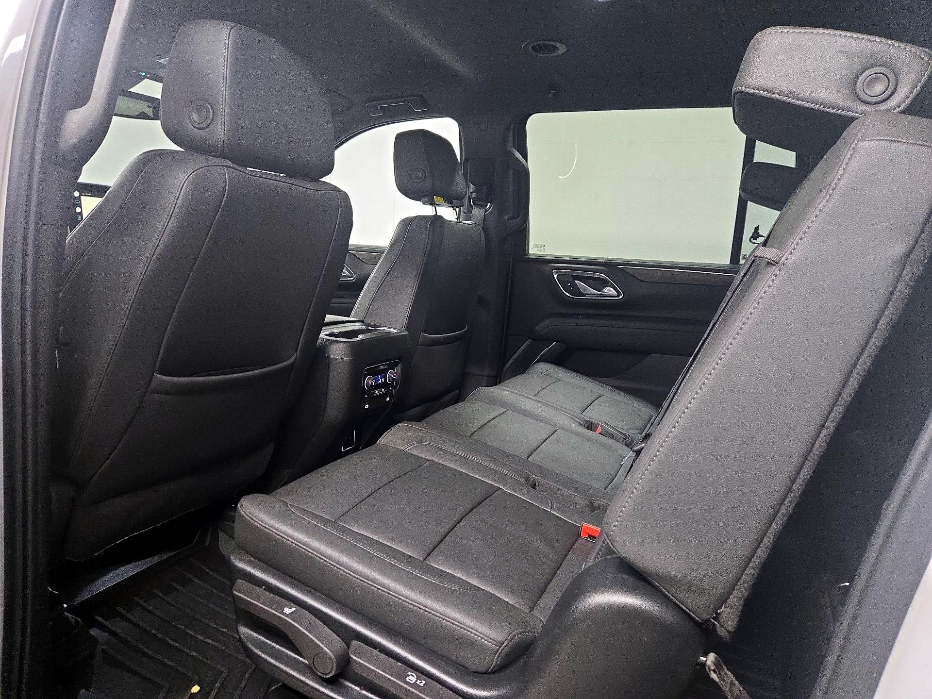 Thumbnail: 2022 Chevrolet Suburban - 20