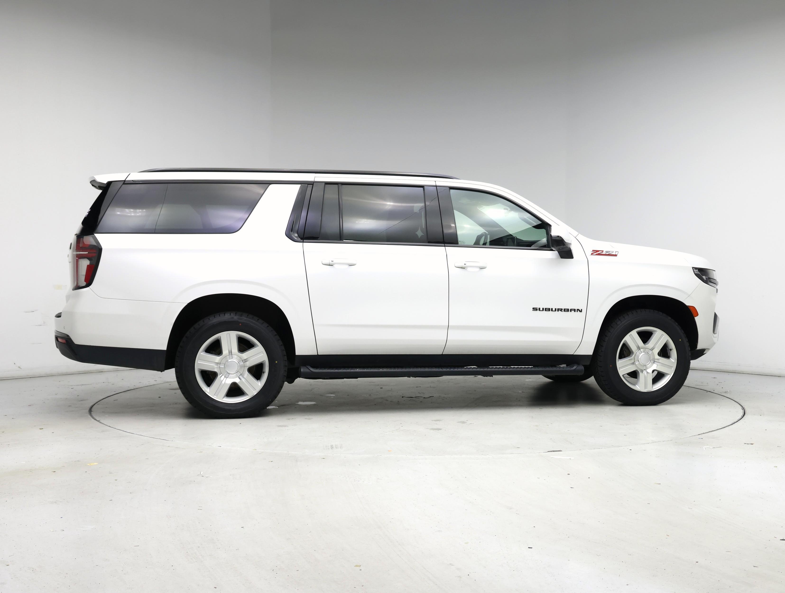 Thumbnail: 2022 Chevrolet Suburban - 7