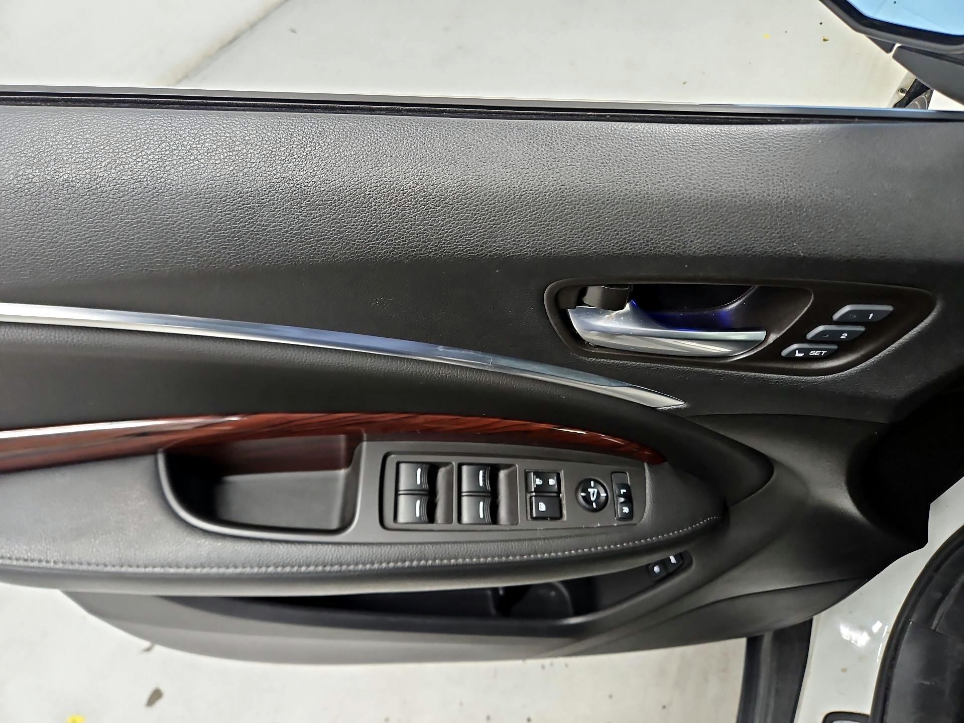 Thumbnail: 2016 Acura MDX - 12