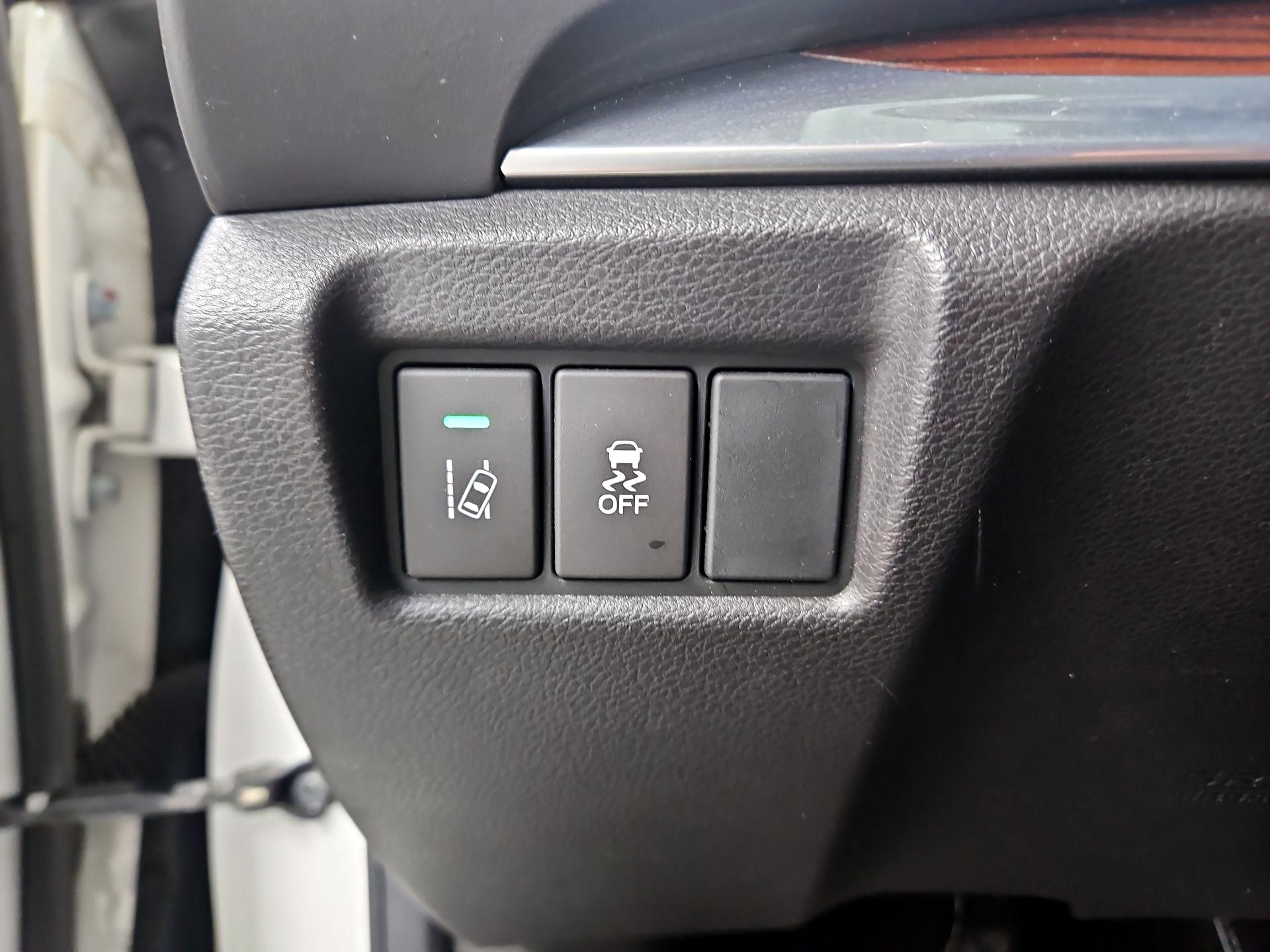 Thumbnail: 2016 Acura MDX - 13