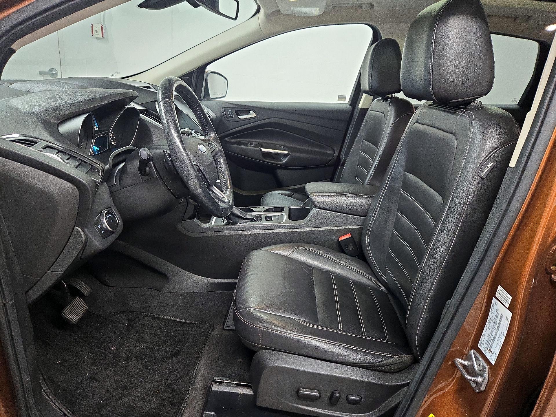 Thumbnail: 2017 Ford Escape - 11