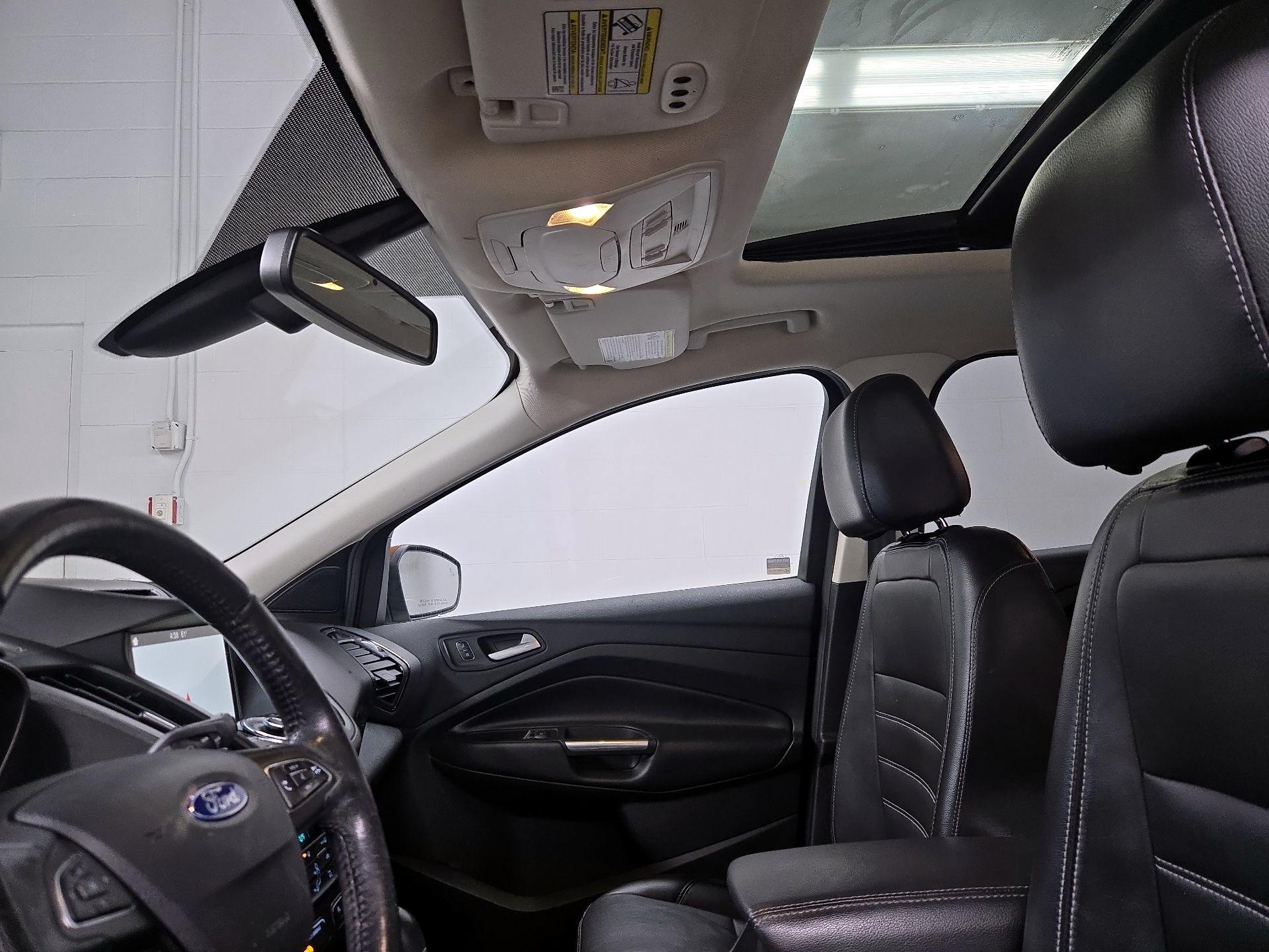 Thumbnail: 2017 Ford Escape - 20