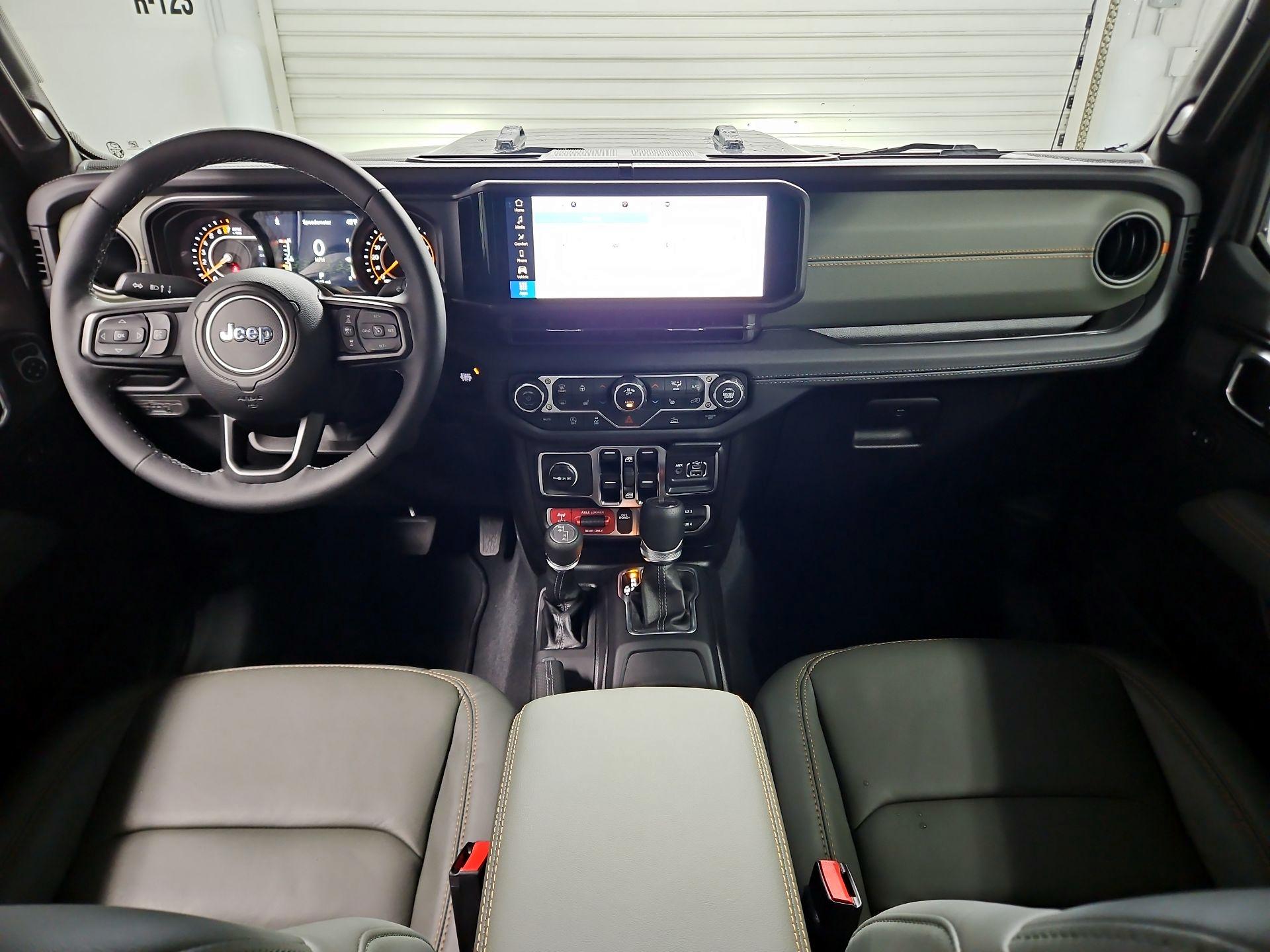 Thumbnail: 2025 Jeep Gladiator - 9