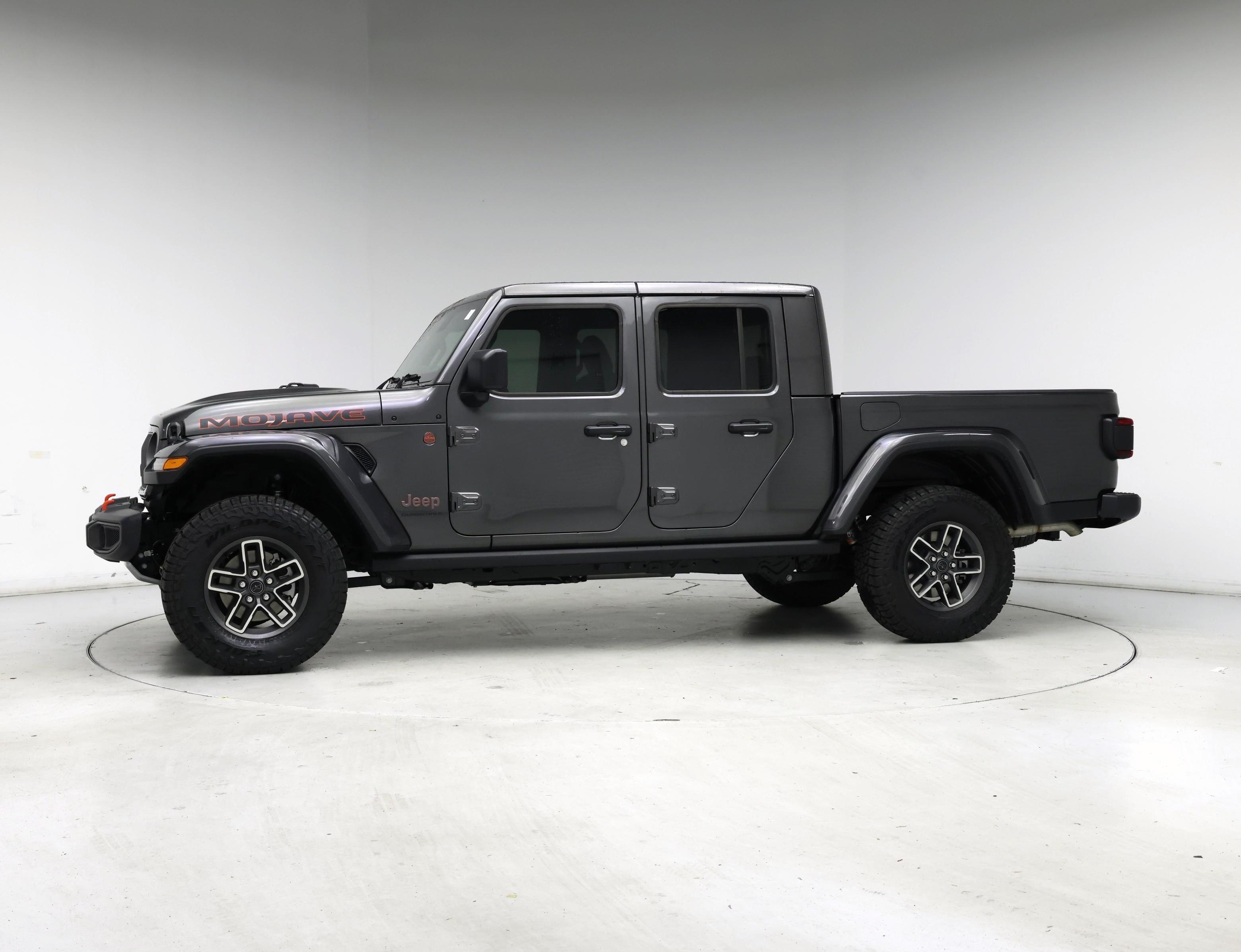 Thumbnail: 2025 Jeep Gladiator - 3