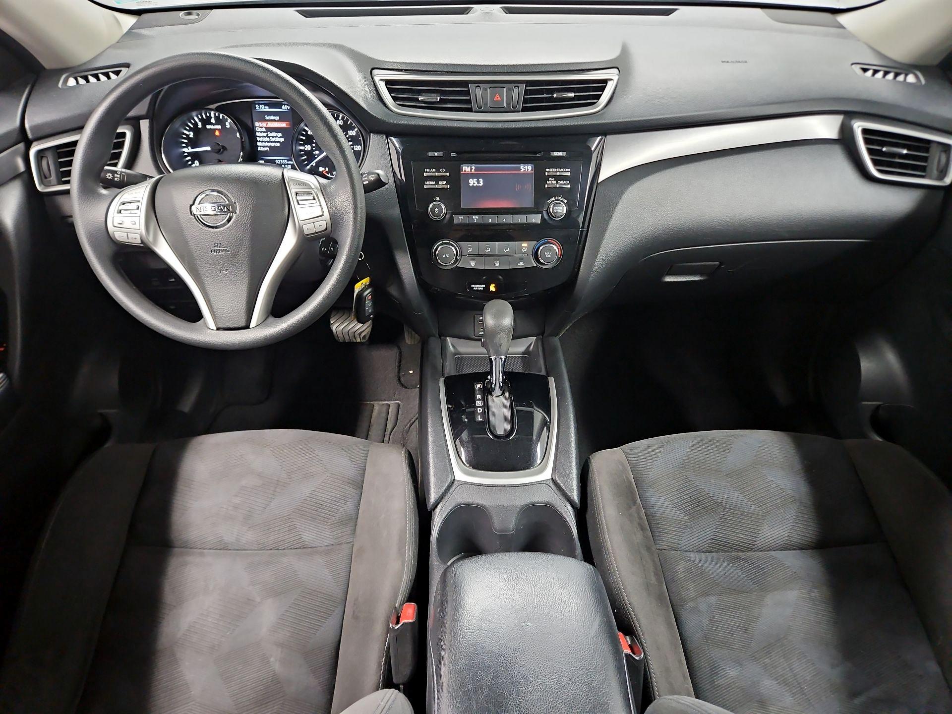 Thumbnail: 2015 Nissan Rogue - 9