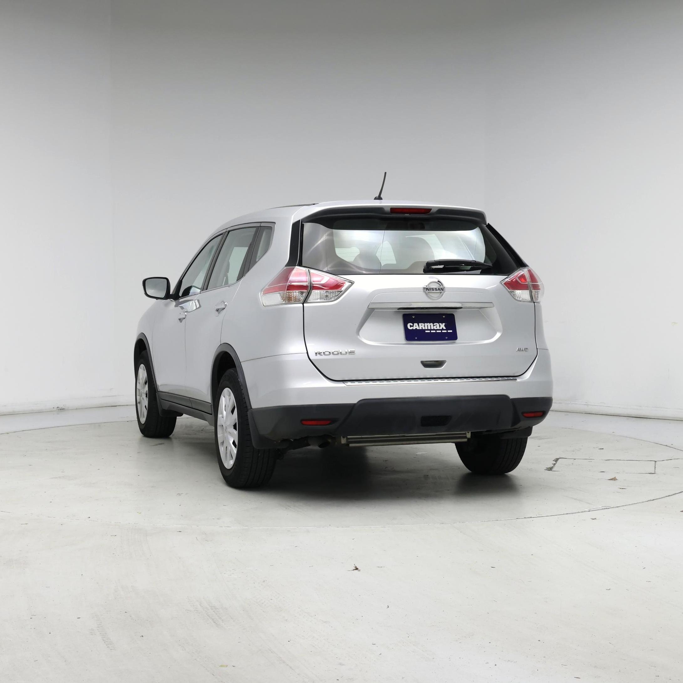 Thumbnail: 2015 Nissan Rogue - 6
