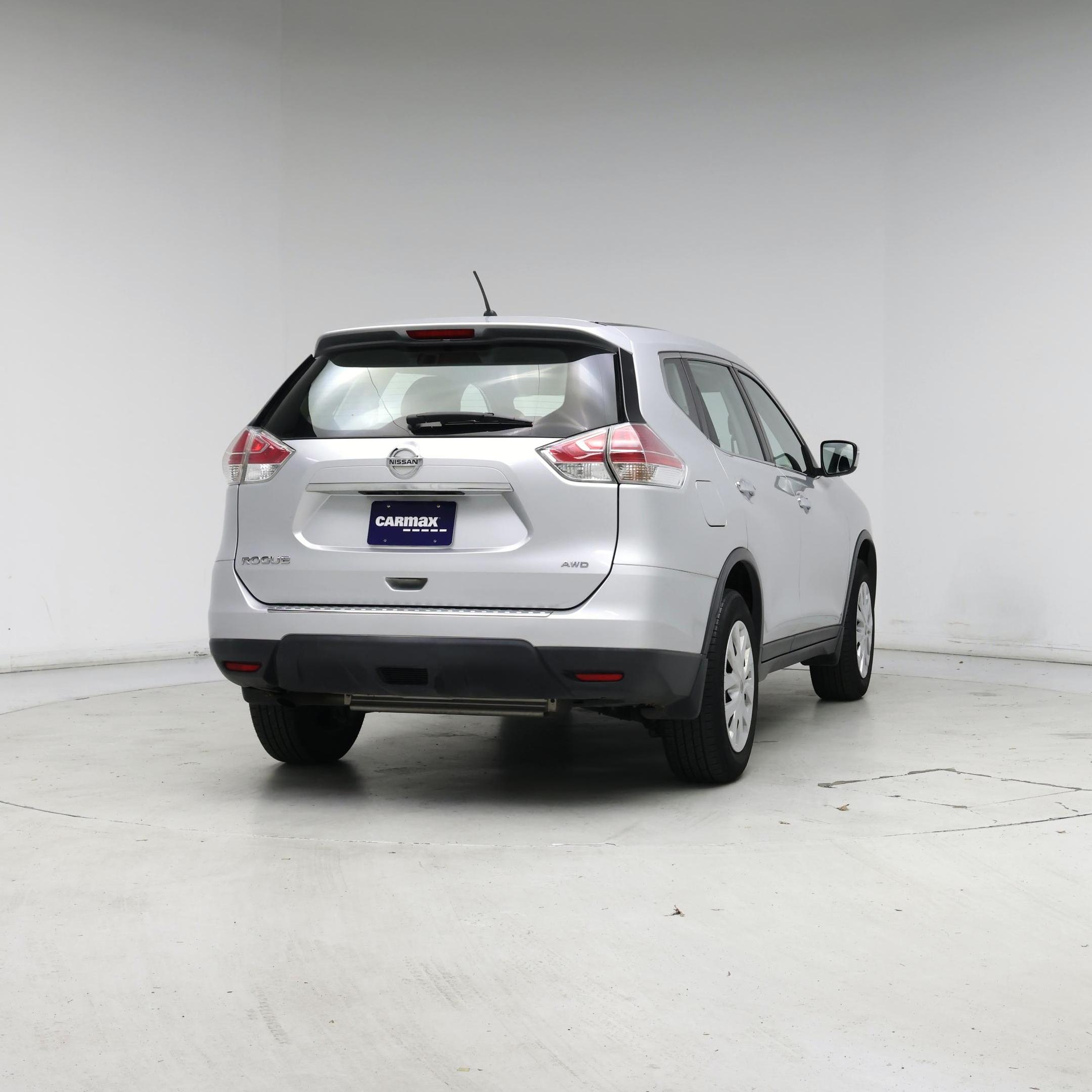 Thumbnail: 2015 Nissan Rogue - 8