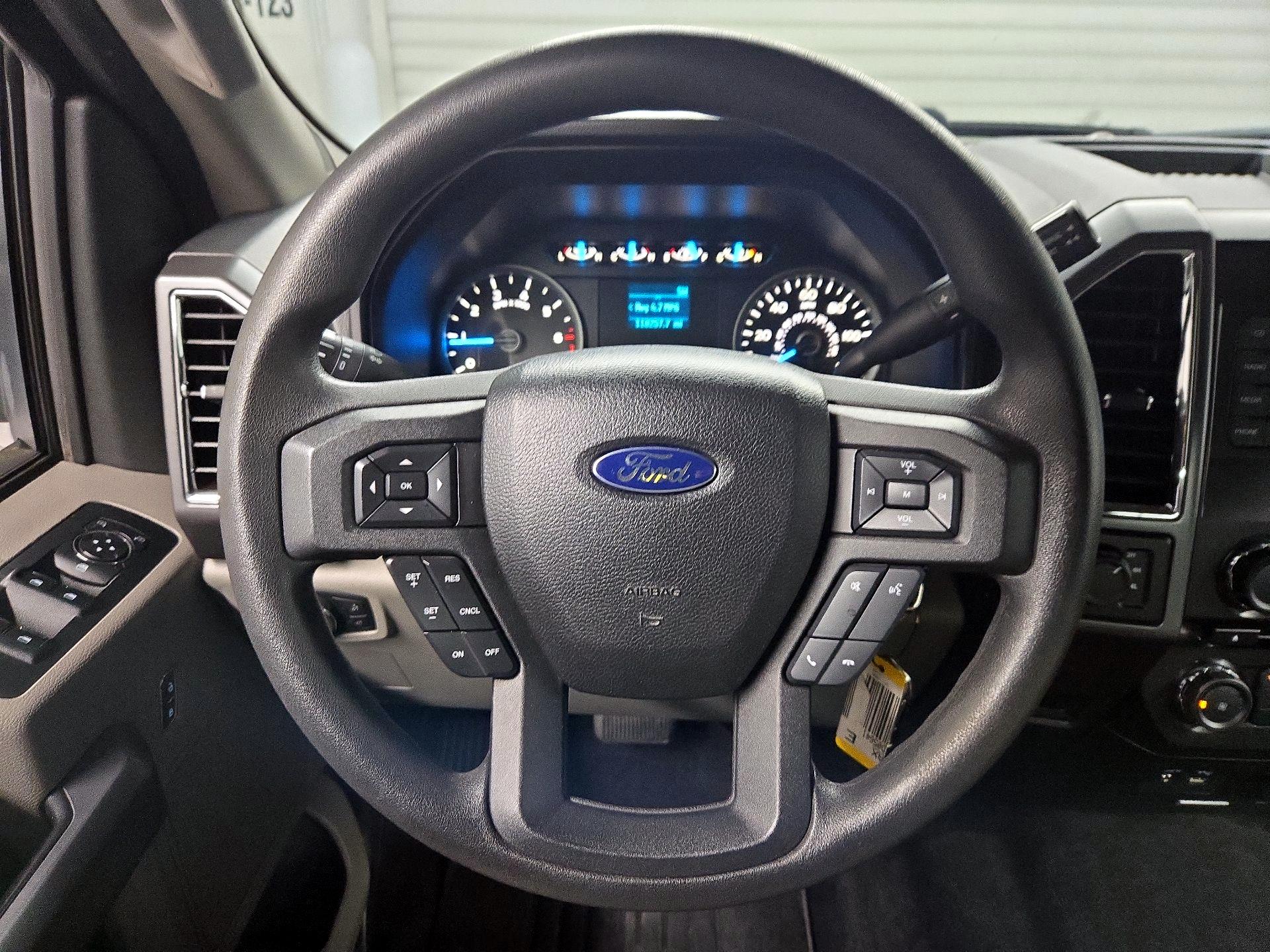 Thumbnail: 2015 Ford F-150 - 10