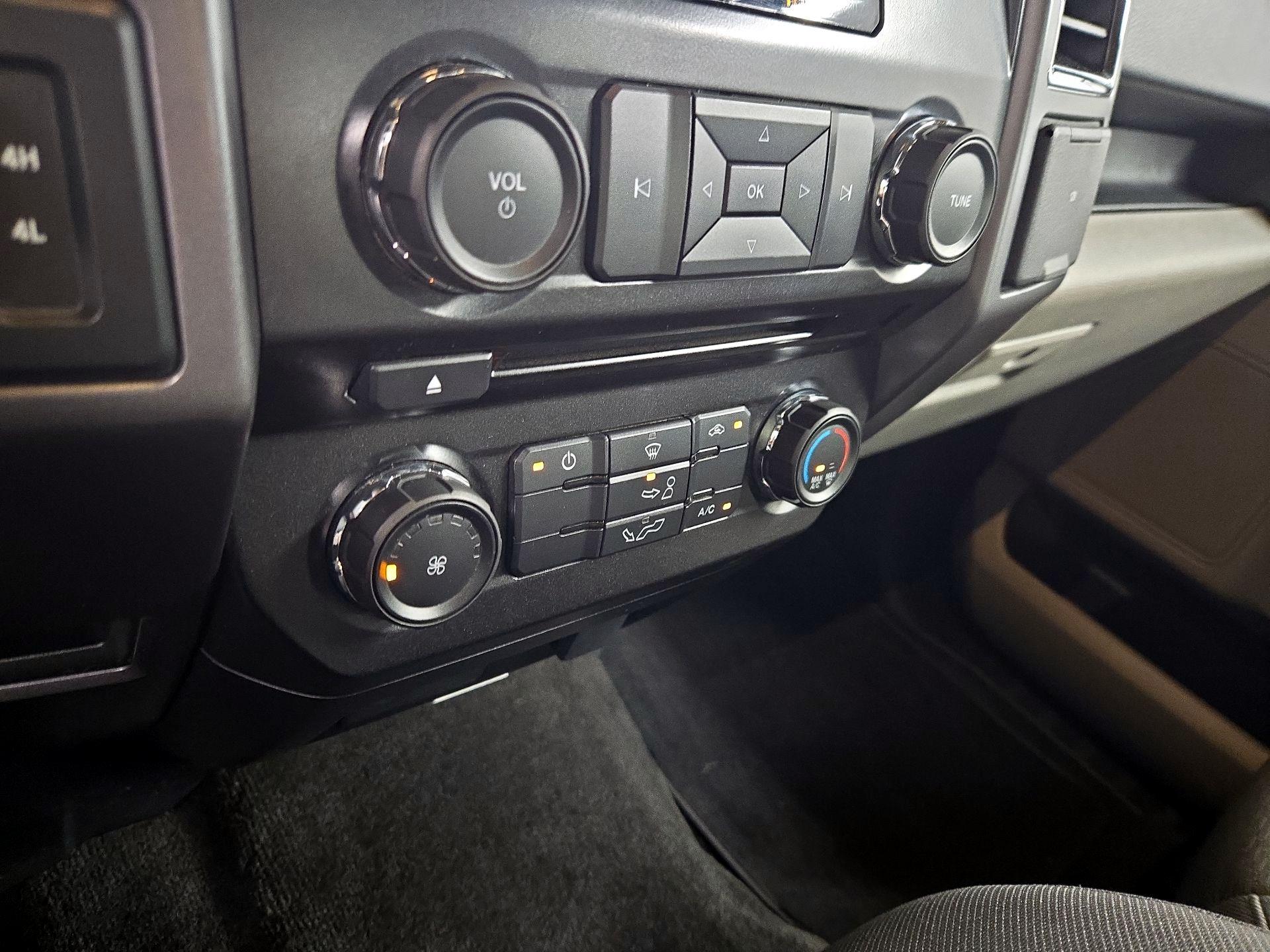 Thumbnail: 2015 Ford F-150 - 15