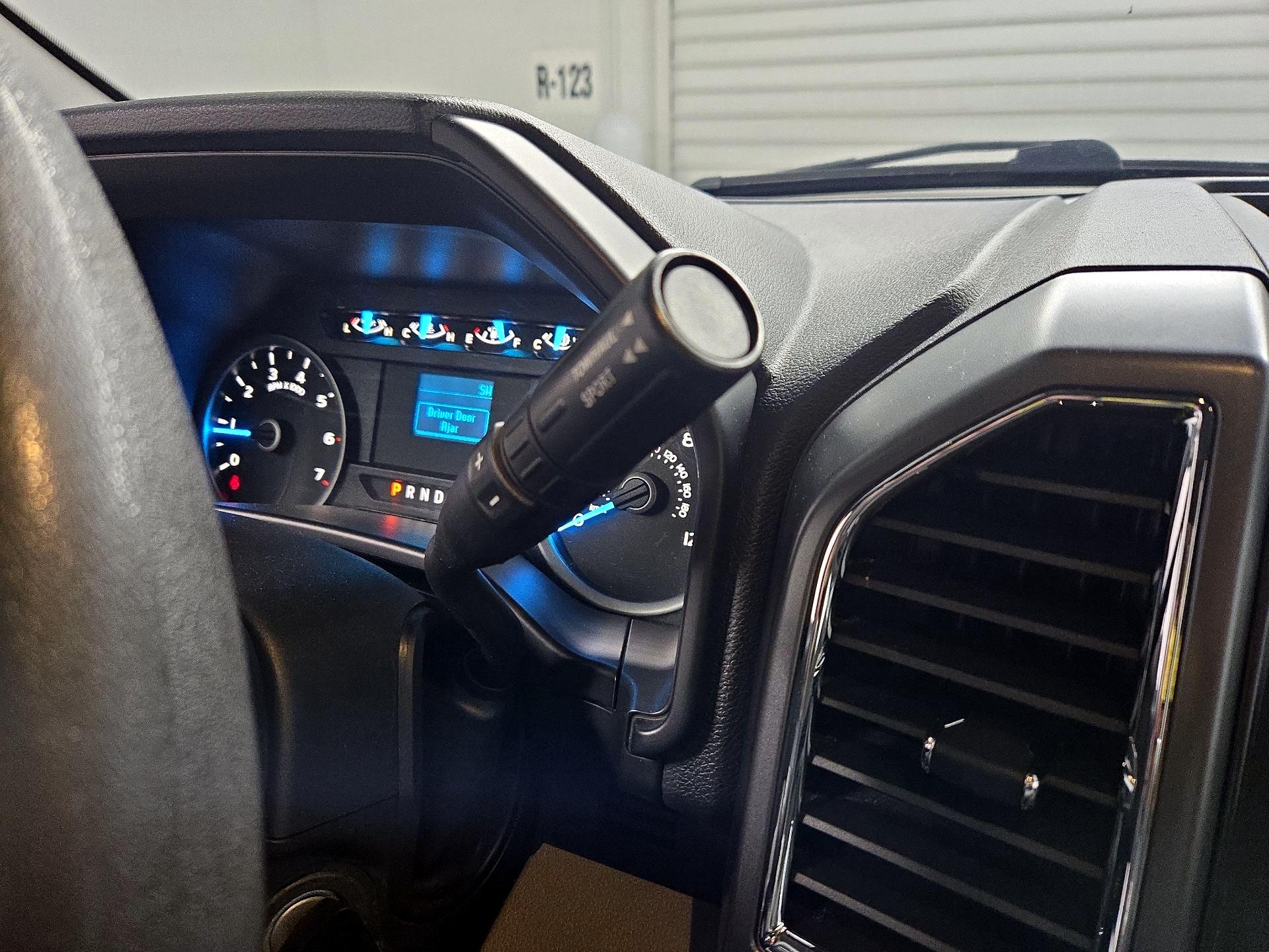 Thumbnail: 2015 Ford F-150 - 16