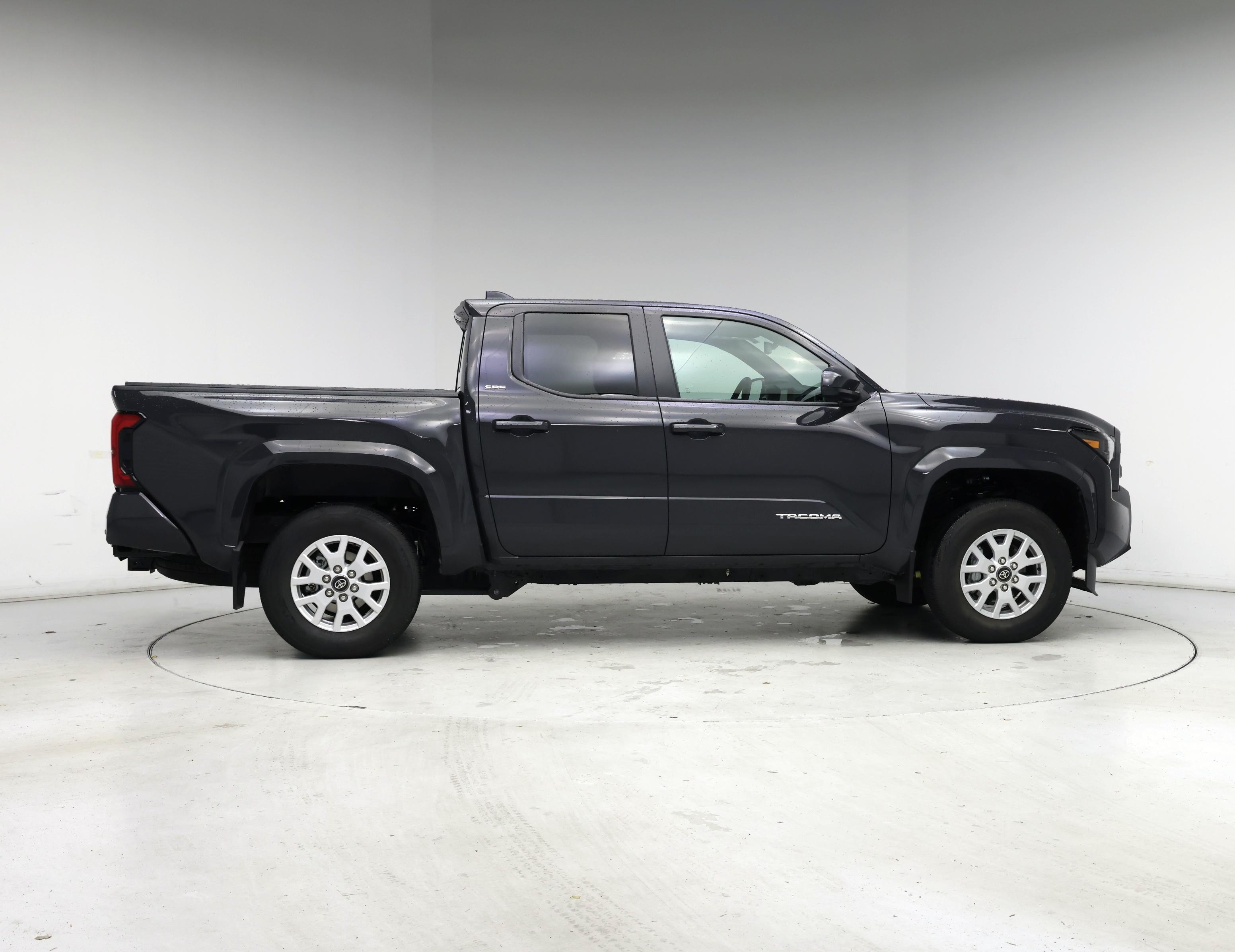 Thumbnail: 2024 Toyota Tacoma - 7