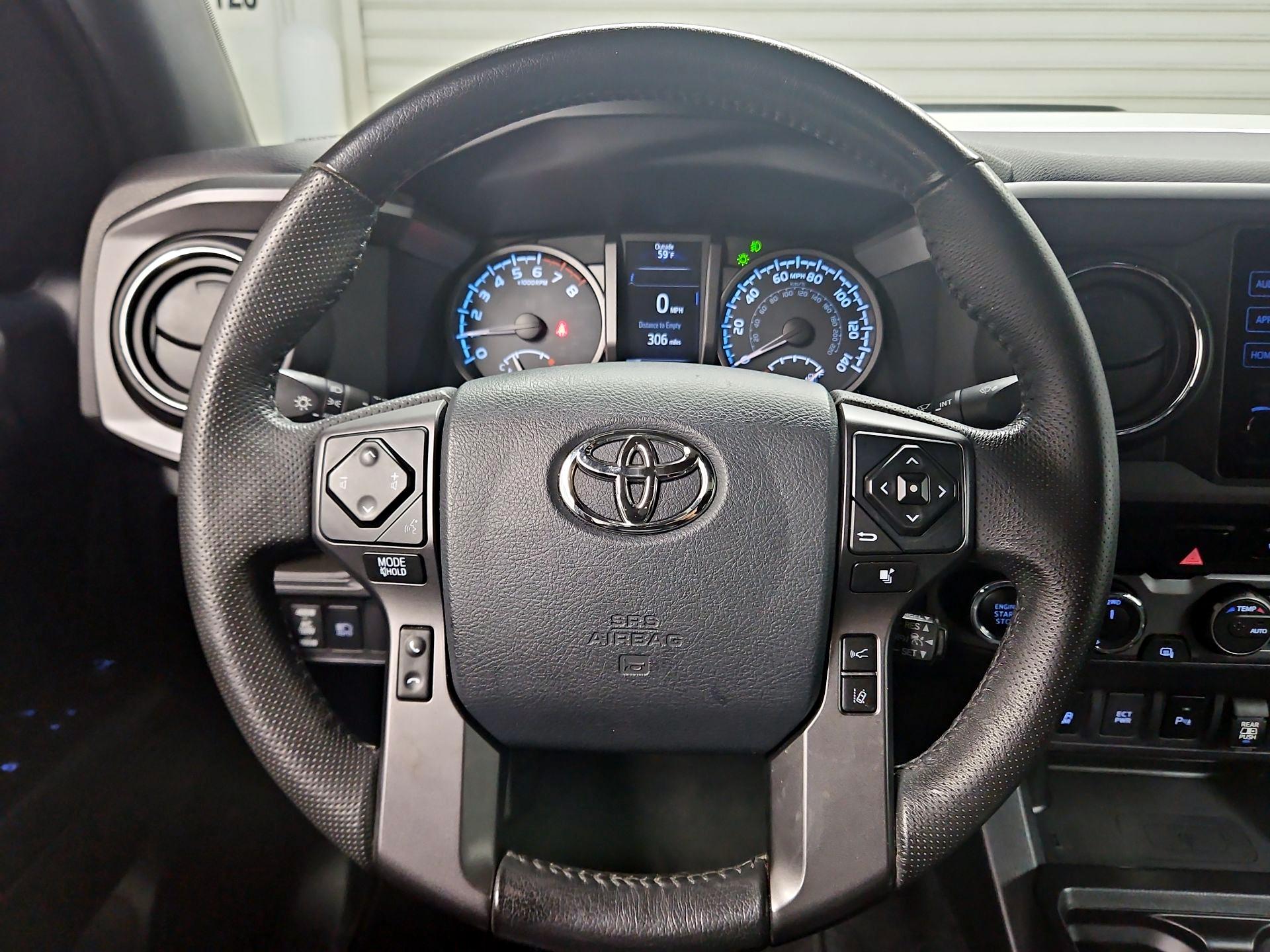 Thumbnail: 2019 Toyota Tacoma - 10