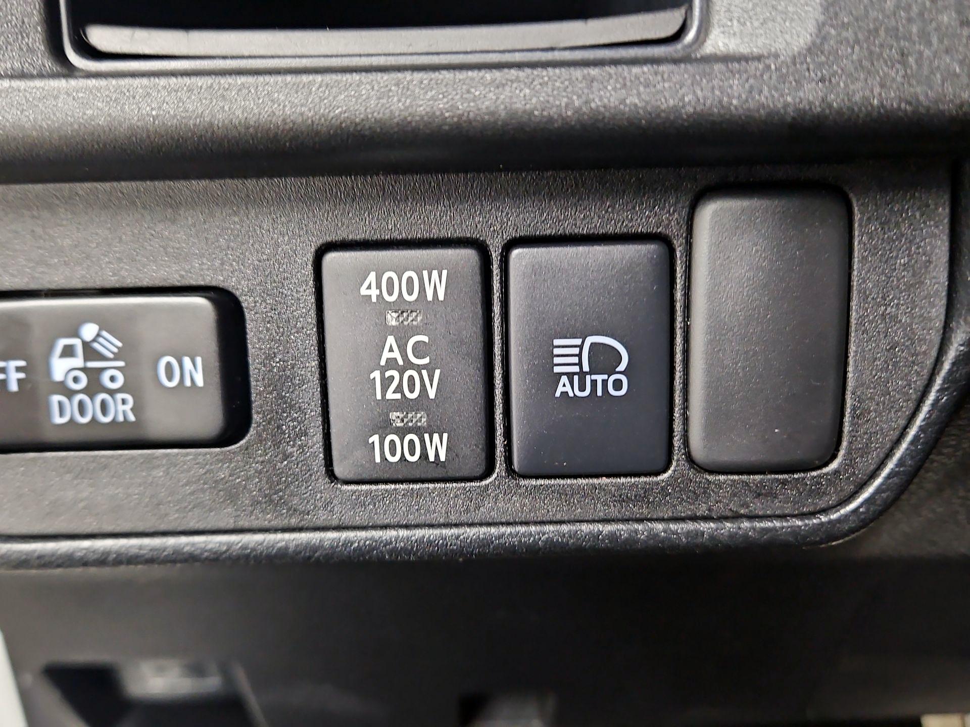 Thumbnail: 2019 Toyota Tacoma - 13