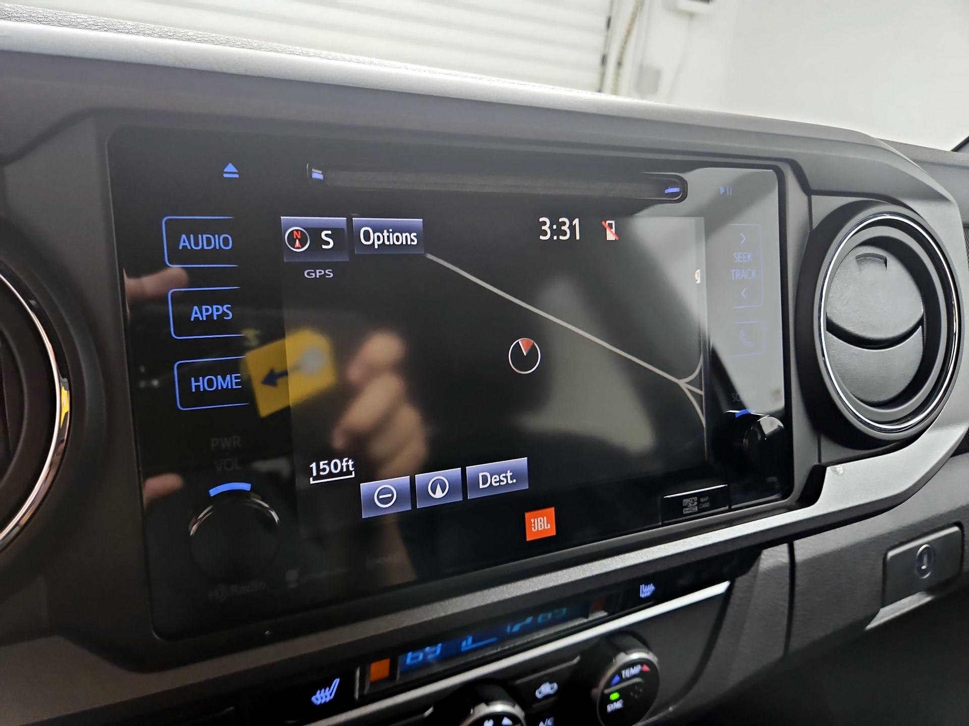 Thumbnail: 2019 Toyota Tacoma - 14