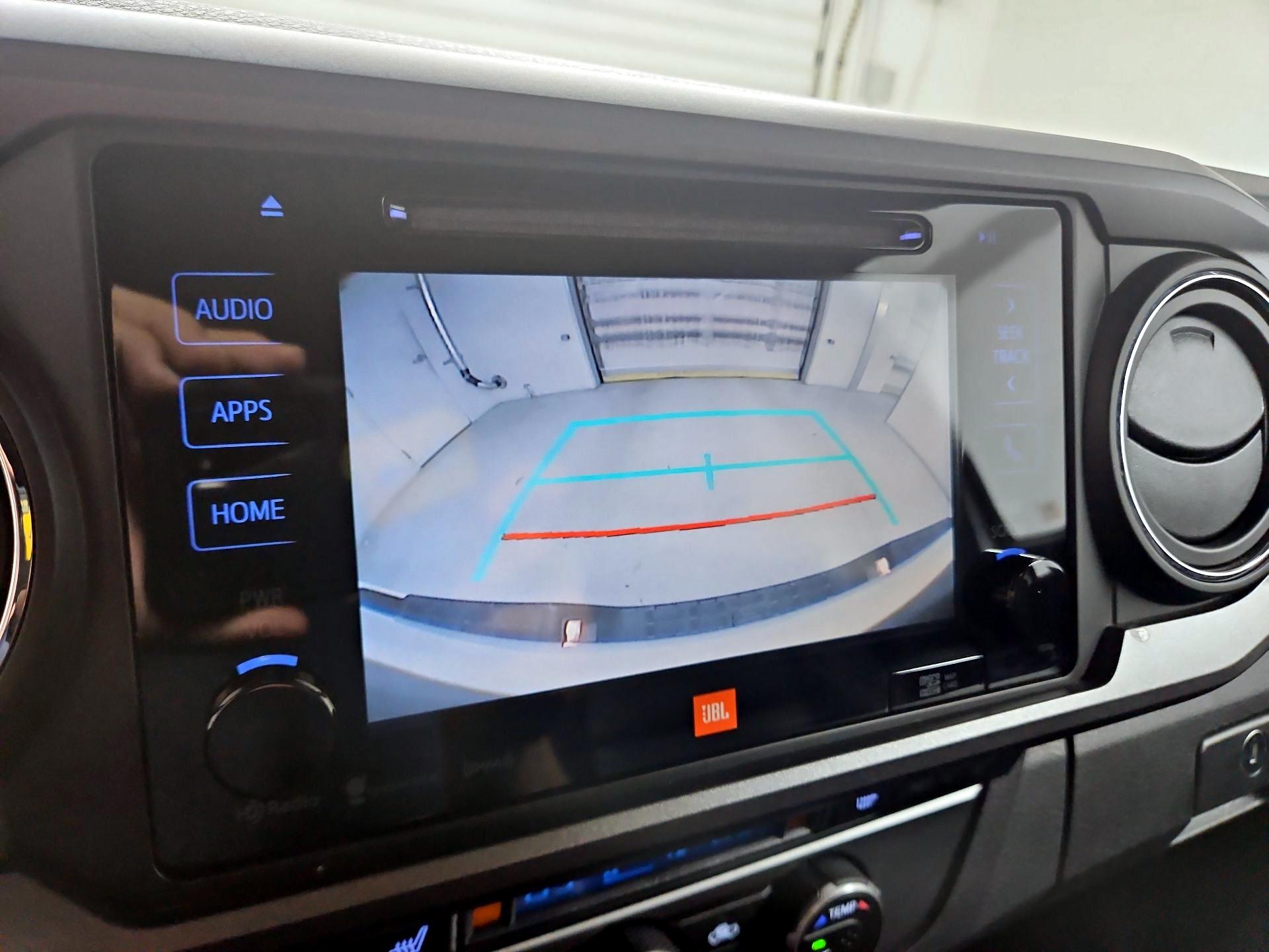 Thumbnail: 2019 Toyota Tacoma - 15