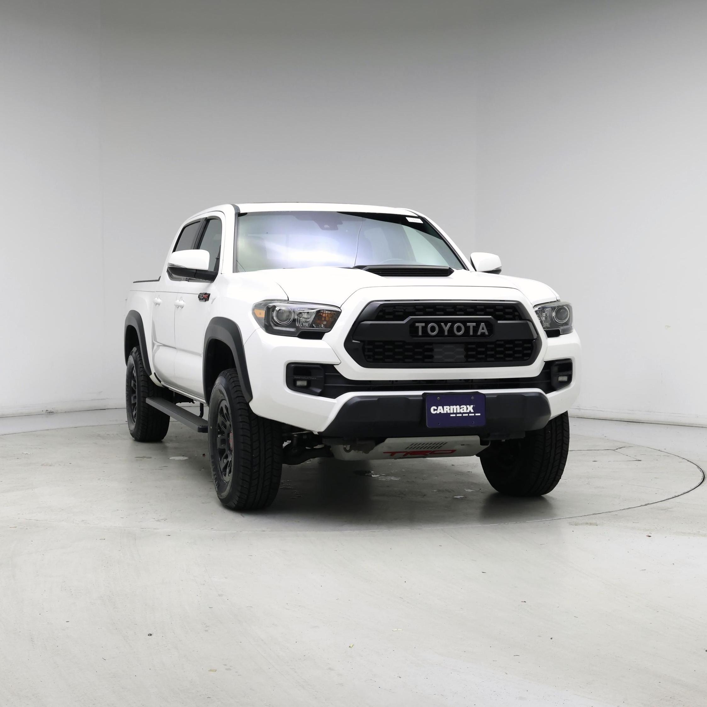 Thumbnail: 2019 Toyota Tacoma - 5