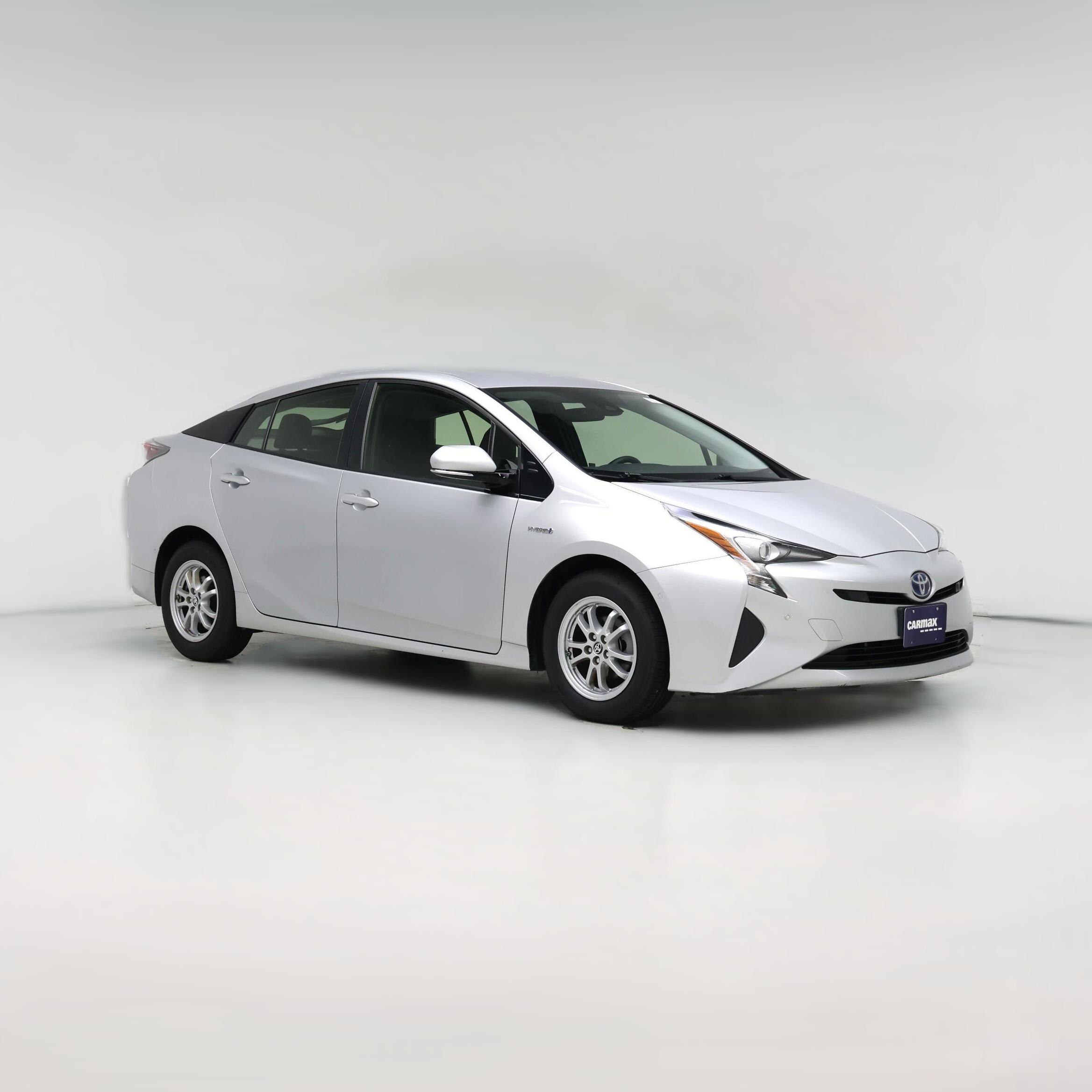 Thumbnail: 2017 Toyota Prius - 1