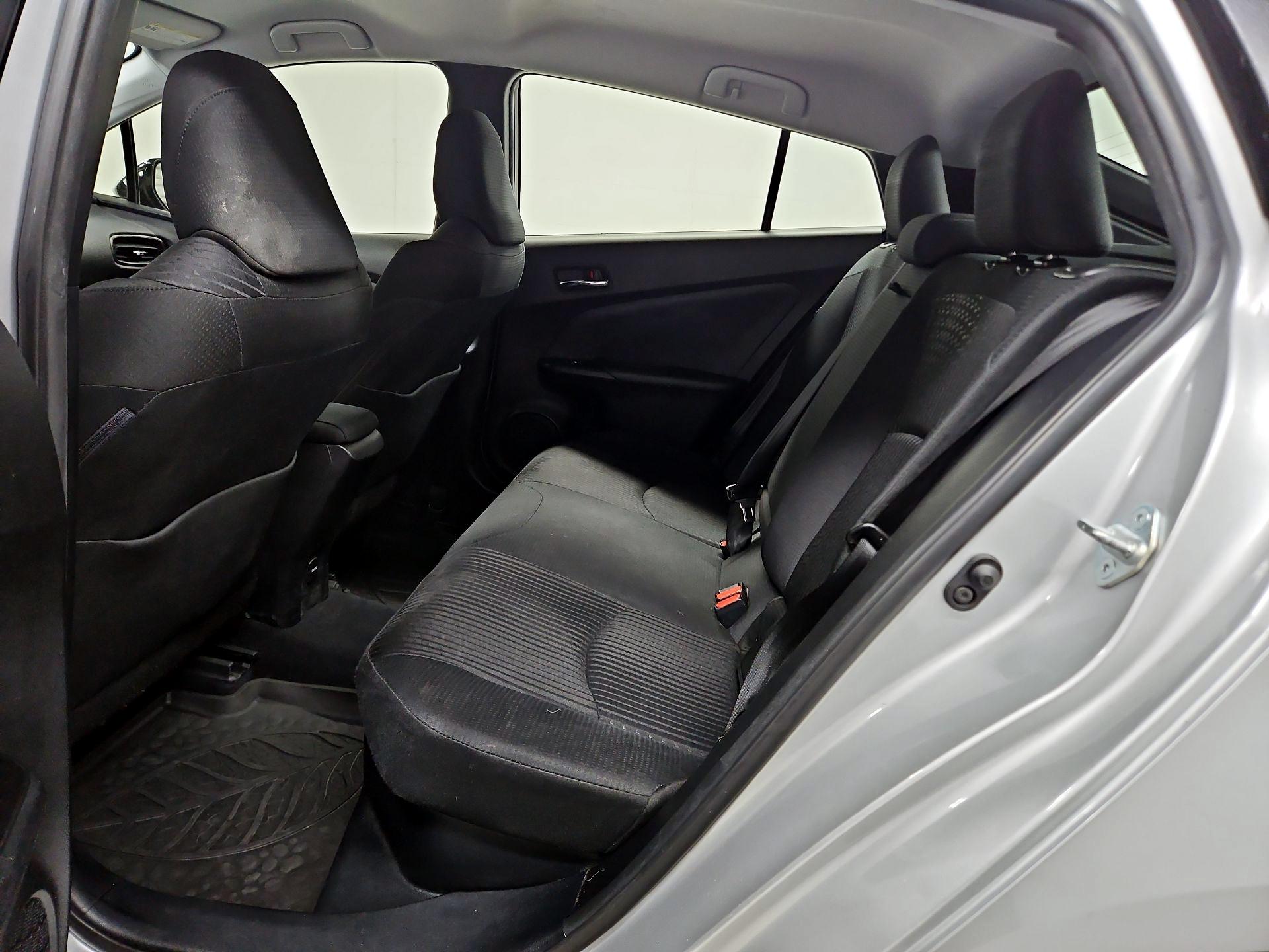 Thumbnail: 2017 Toyota Prius - 19