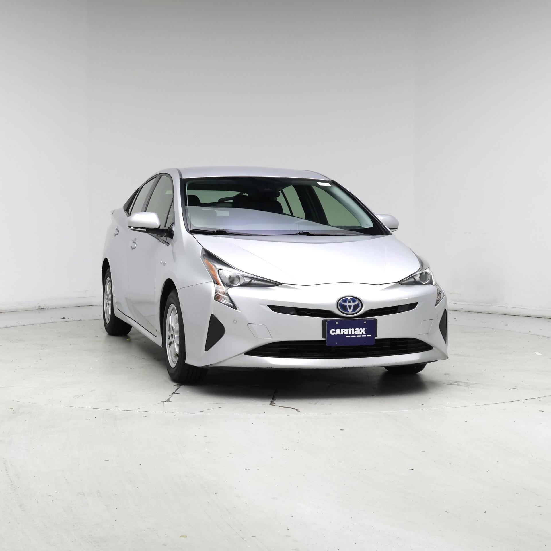 Thumbnail: 2017 Toyota Prius - 5