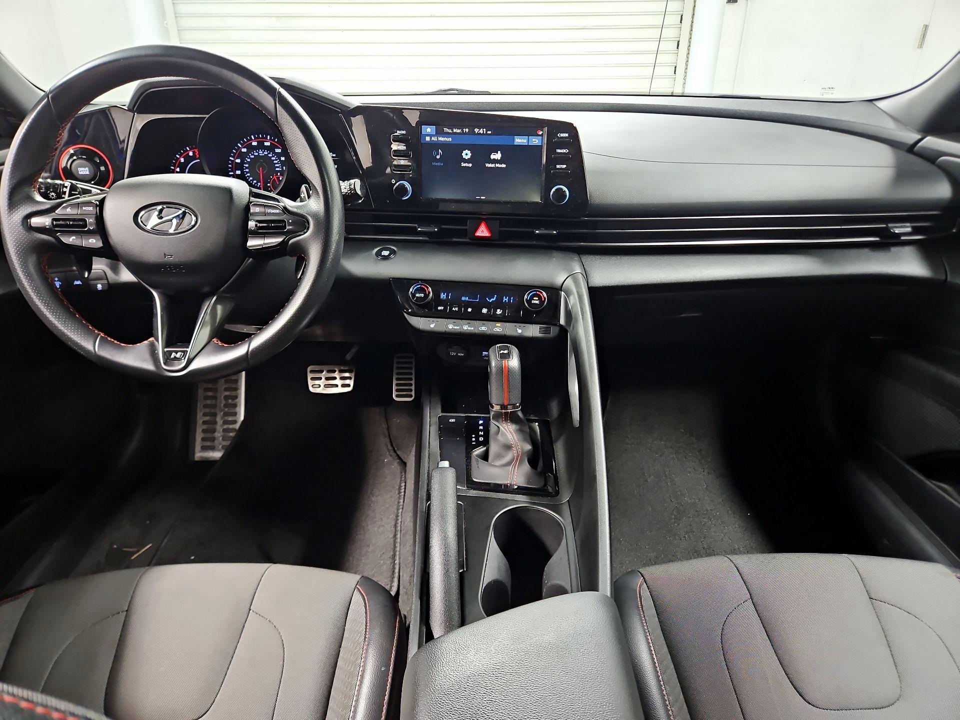 Thumbnail: 2022 Hyundai Elantra - 9