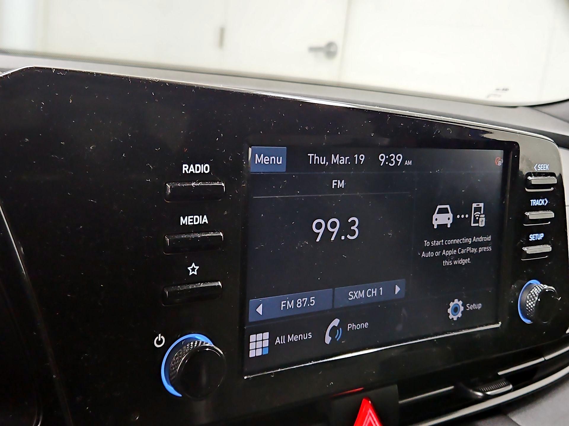 Thumbnail: 2022 Hyundai Elantra - 15