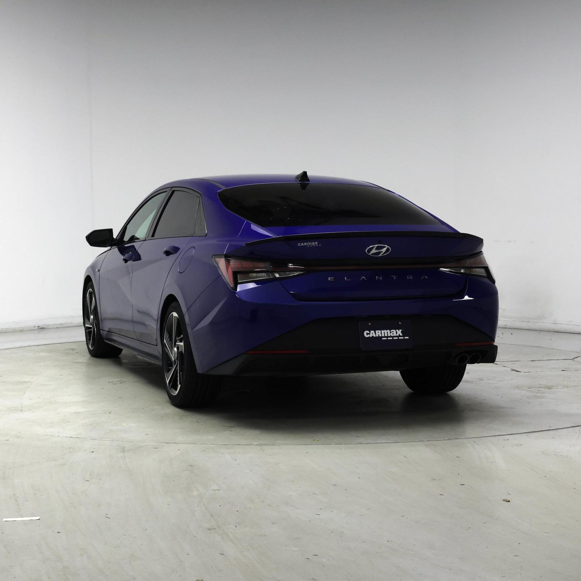 Thumbnail: 2022 Hyundai Elantra - 6