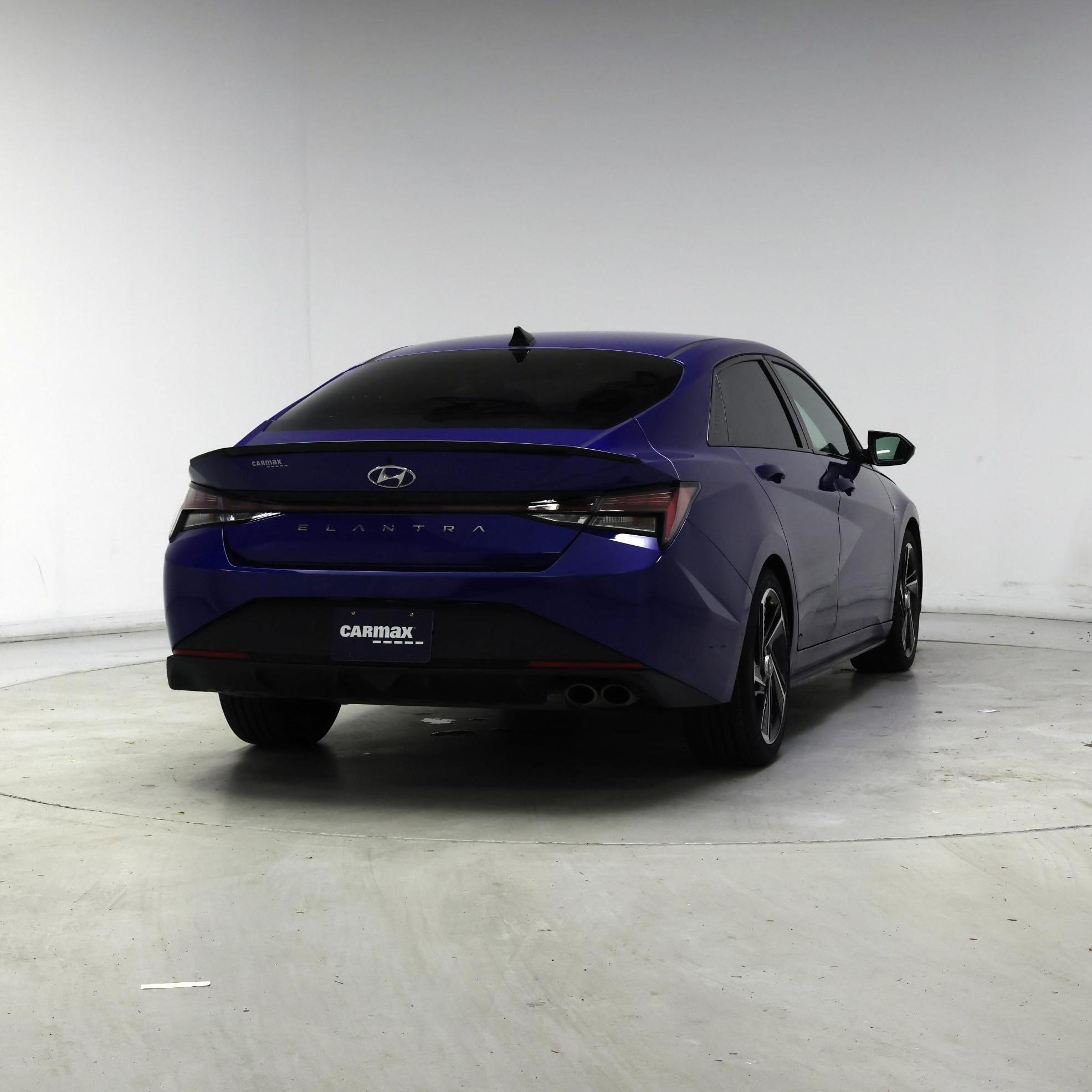 Thumbnail: 2022 Hyundai Elantra - 8