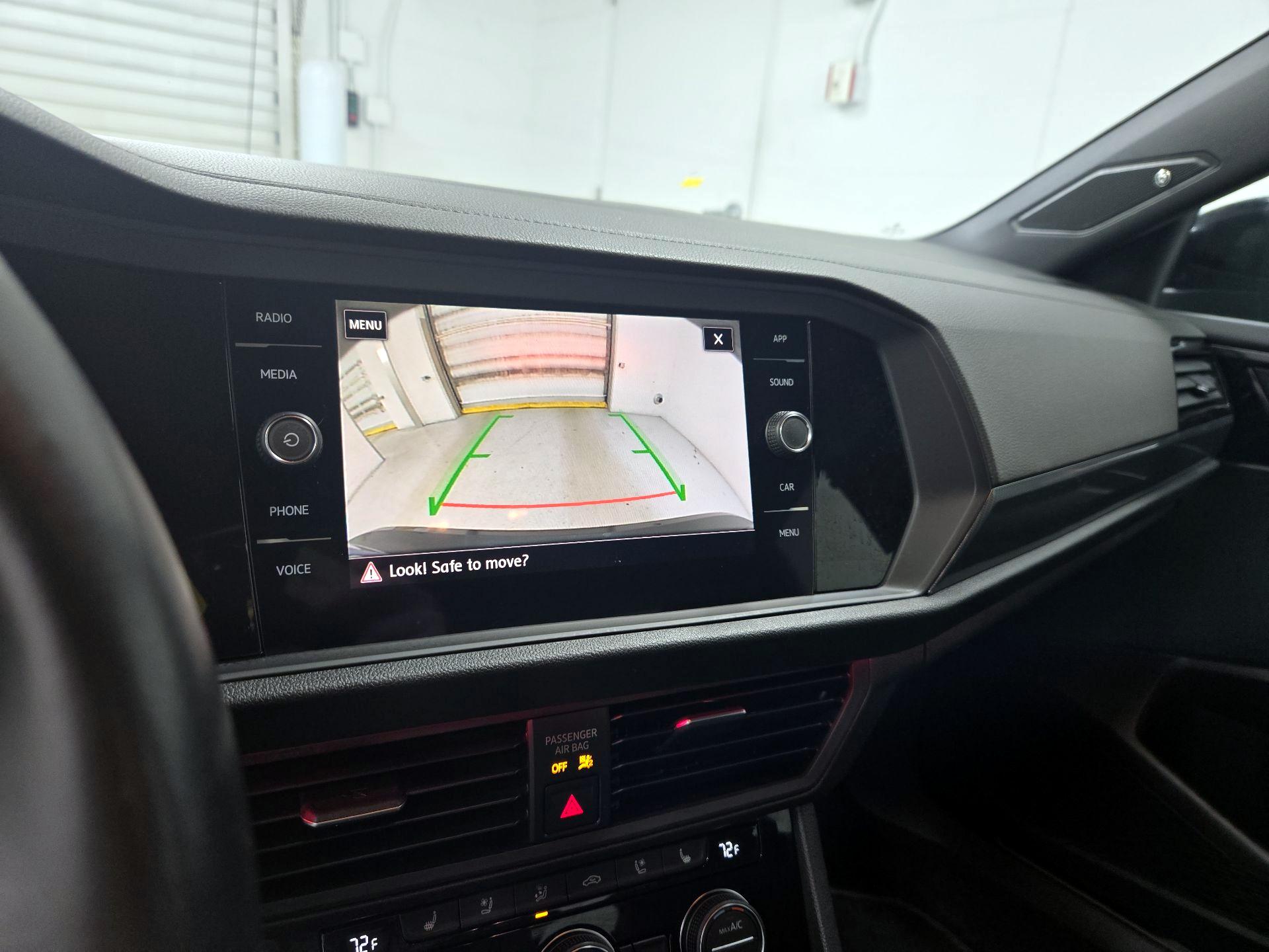 Thumbnail: 2020 Volkswagen Jetta - 14