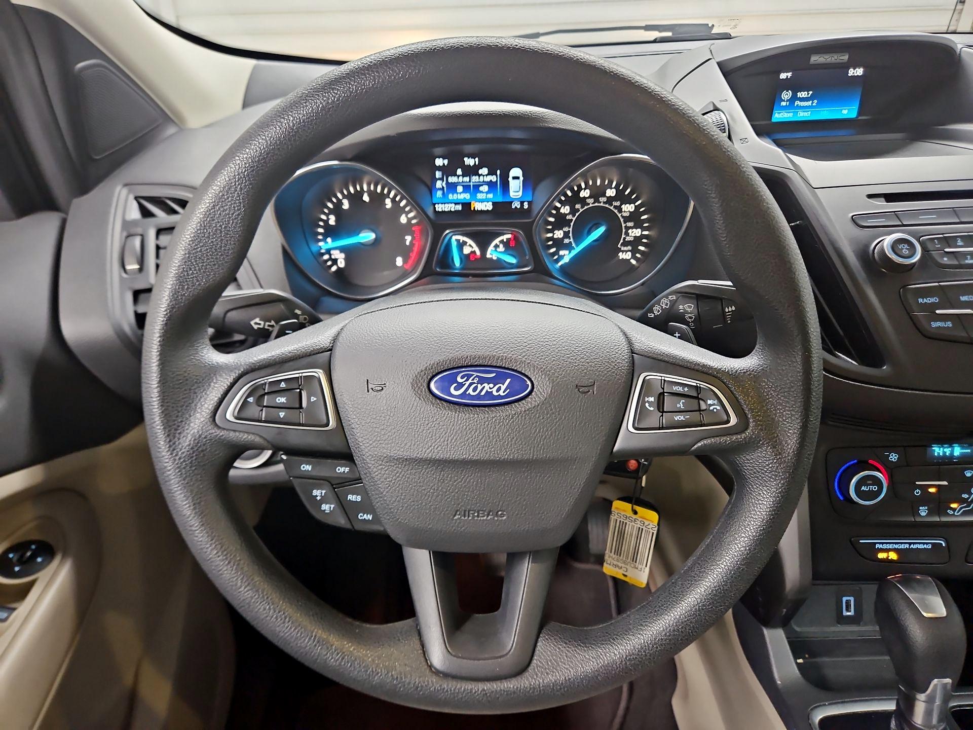 Thumbnail: 2017 Ford Escape - 10