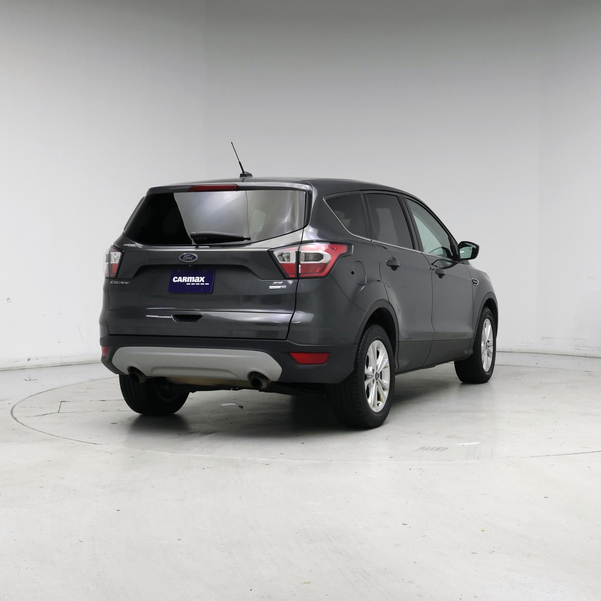 Thumbnail: 2017 Ford Escape - 8