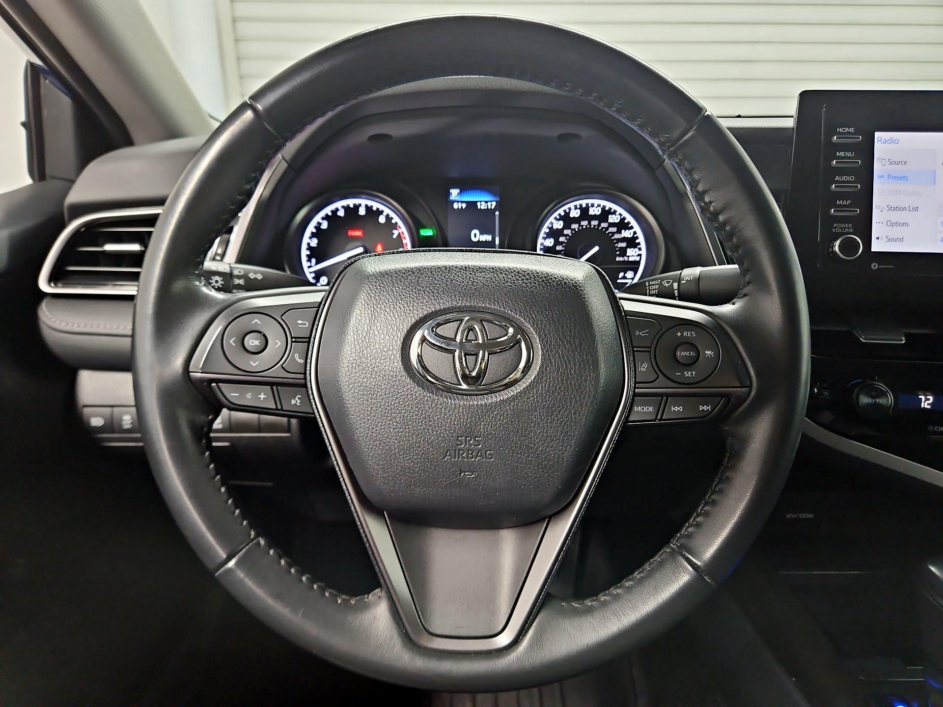 Thumbnail: 2023 Toyota Camry - 10