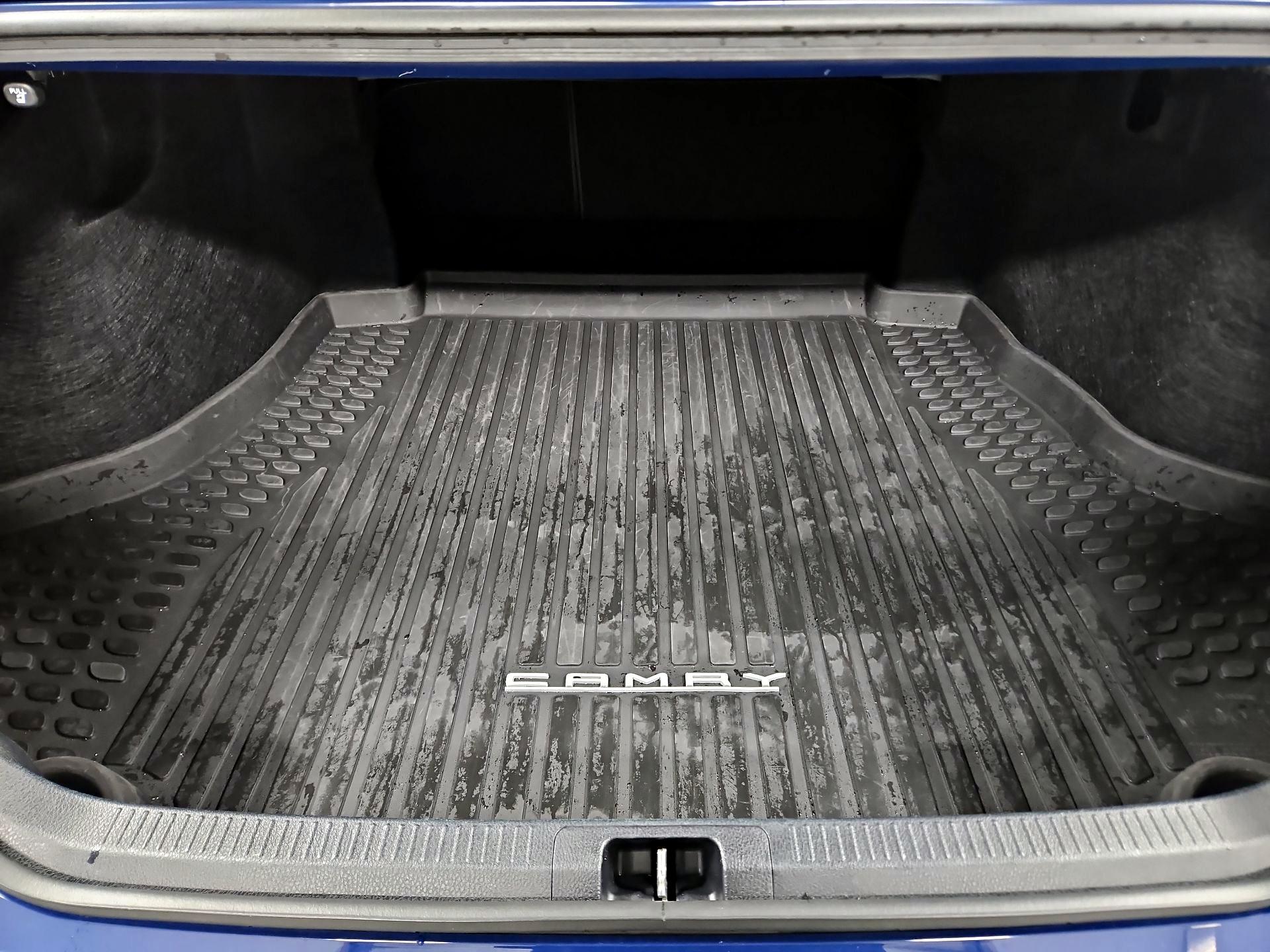 Thumbnail: 2023 Toyota Camry - 20