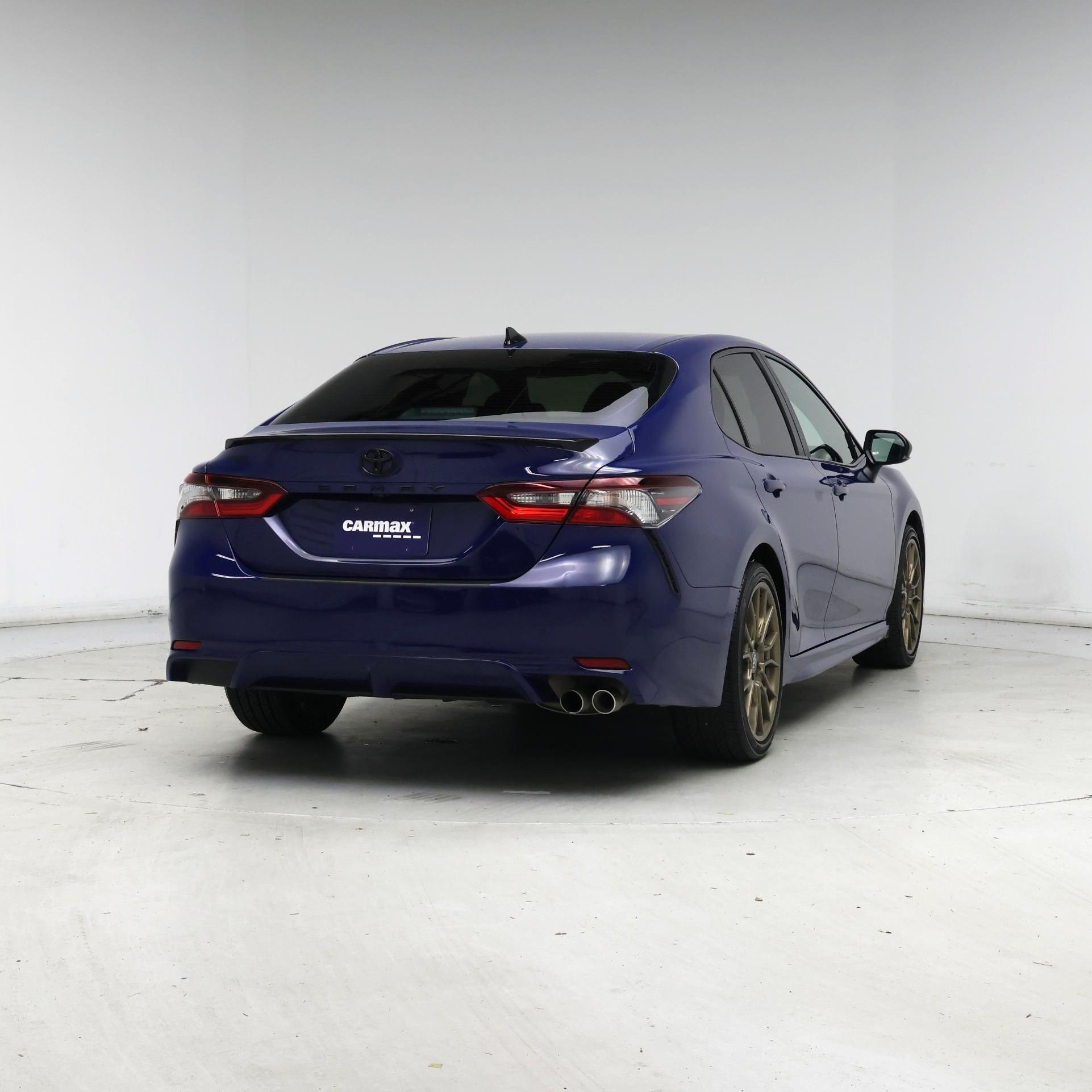 Thumbnail: 2023 Toyota Camry - 8