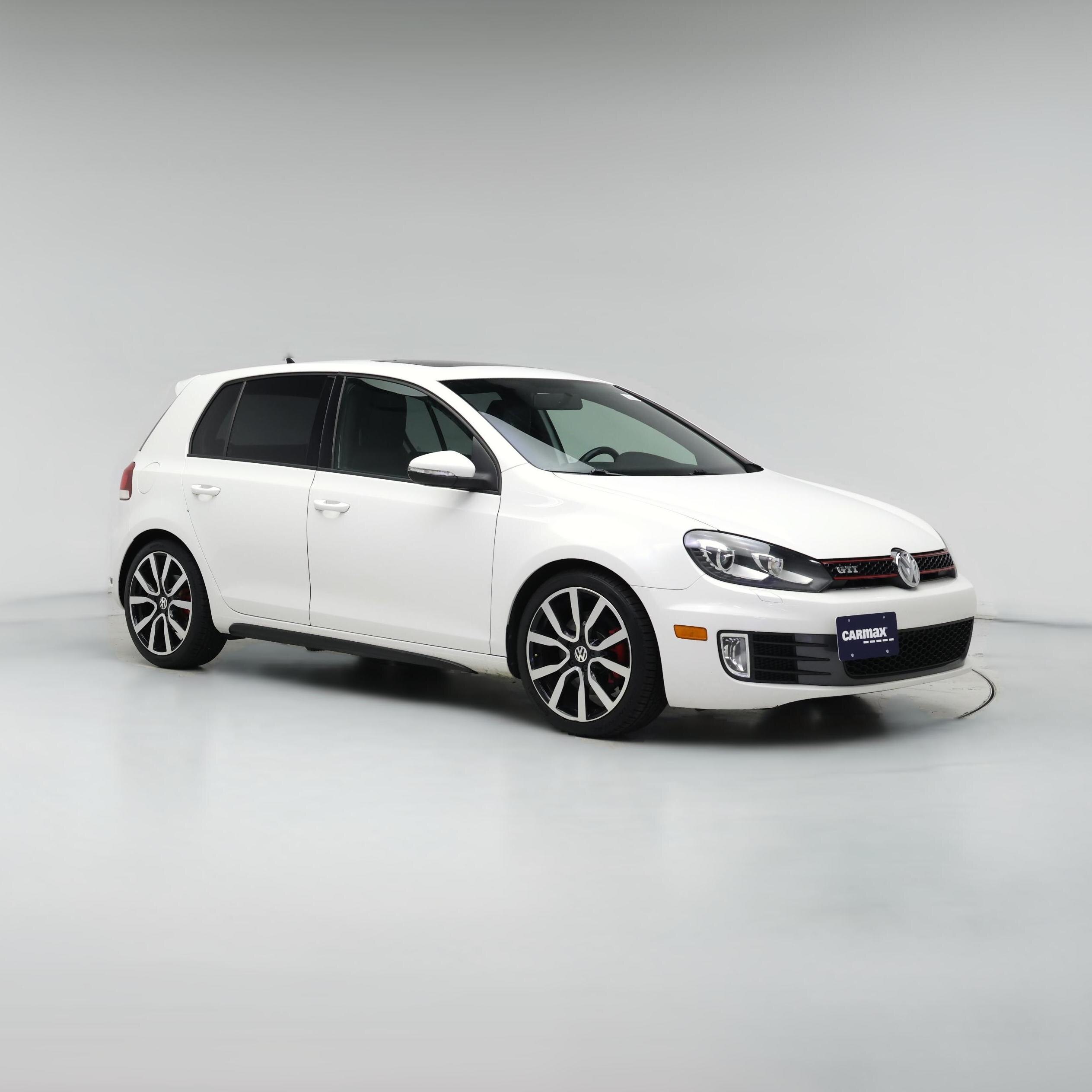 Thumbnail: 2014 Volkswagen Golf - 1