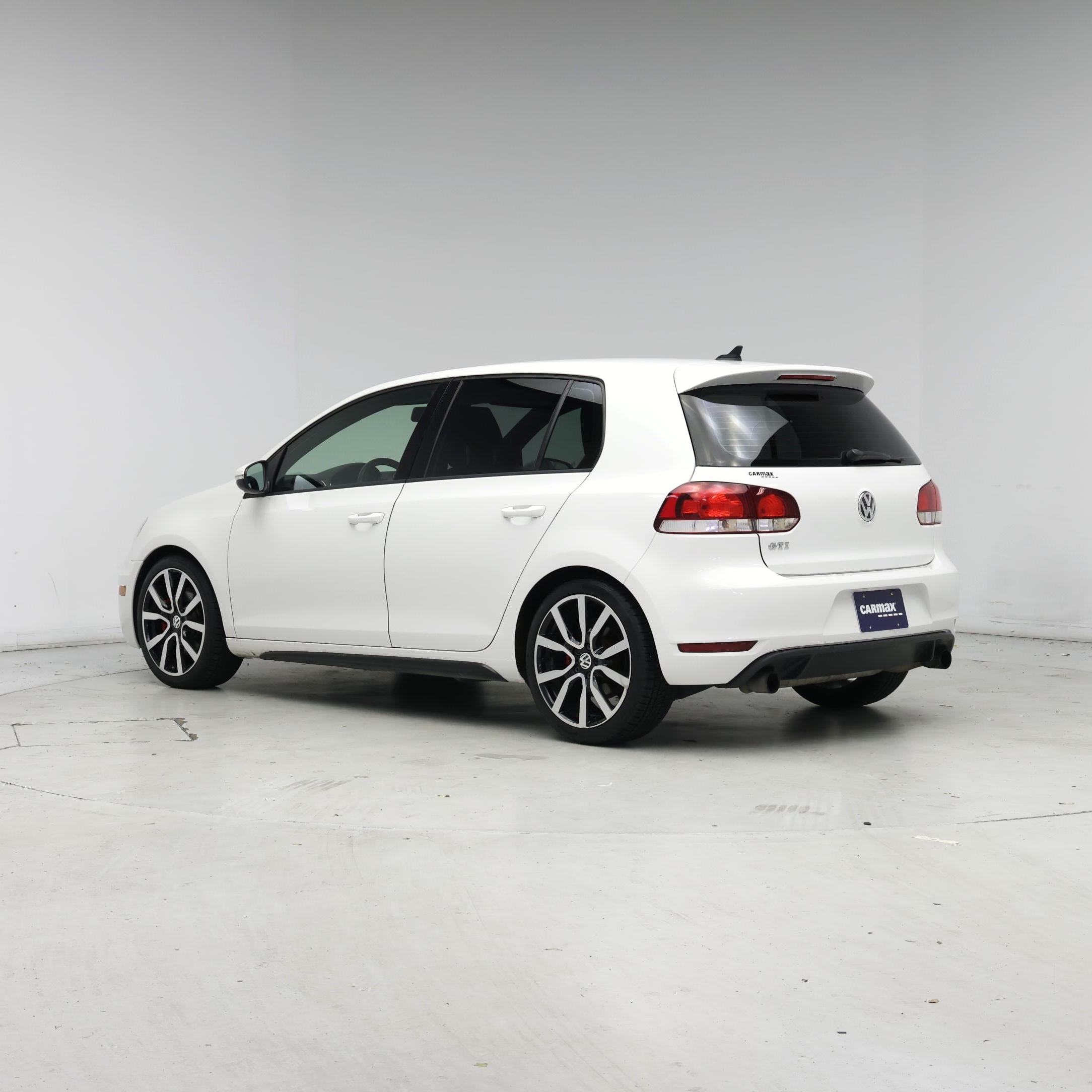 Thumbnail: 2014 Volkswagen Golf - 2