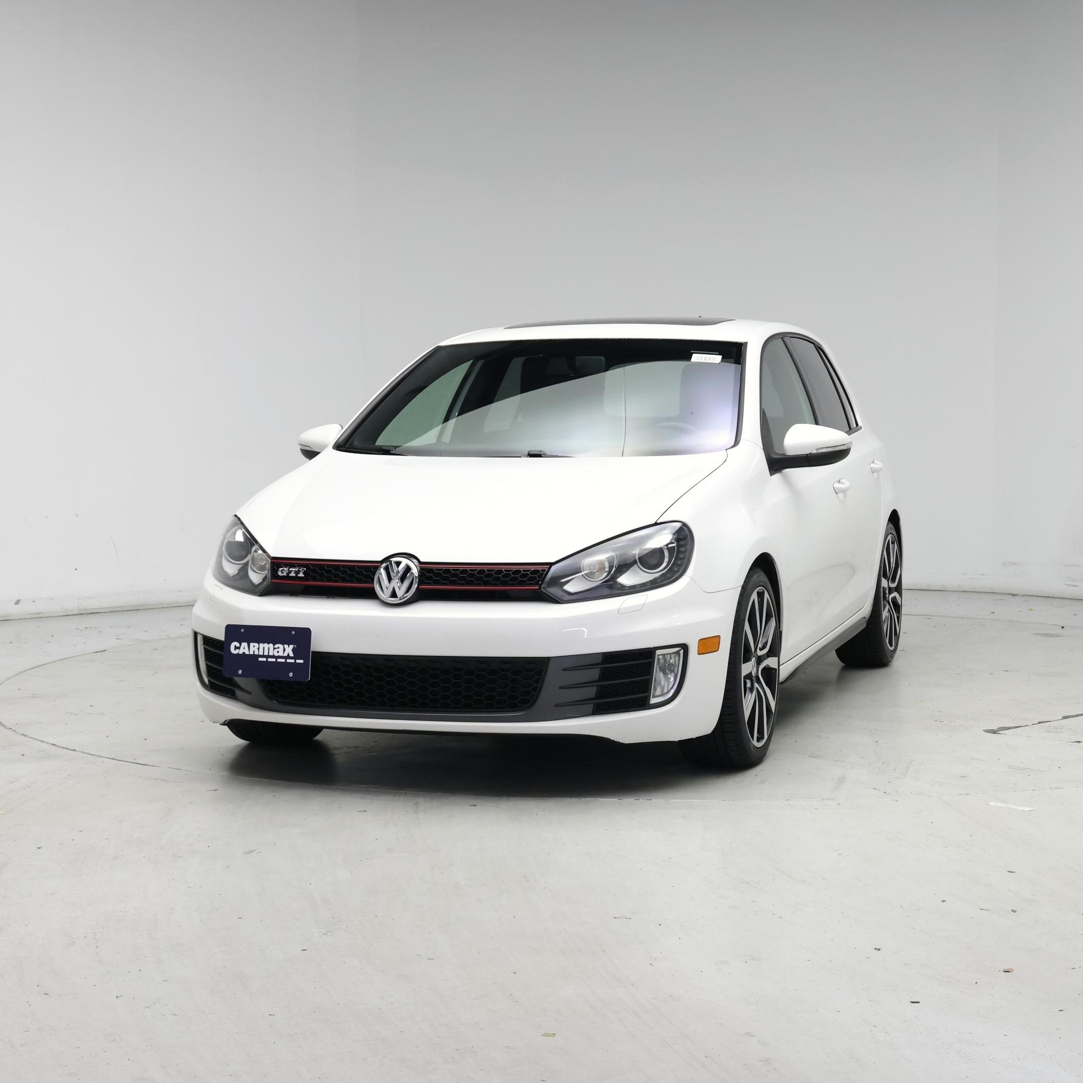 Thumbnail: 2014 Volkswagen Golf - 4