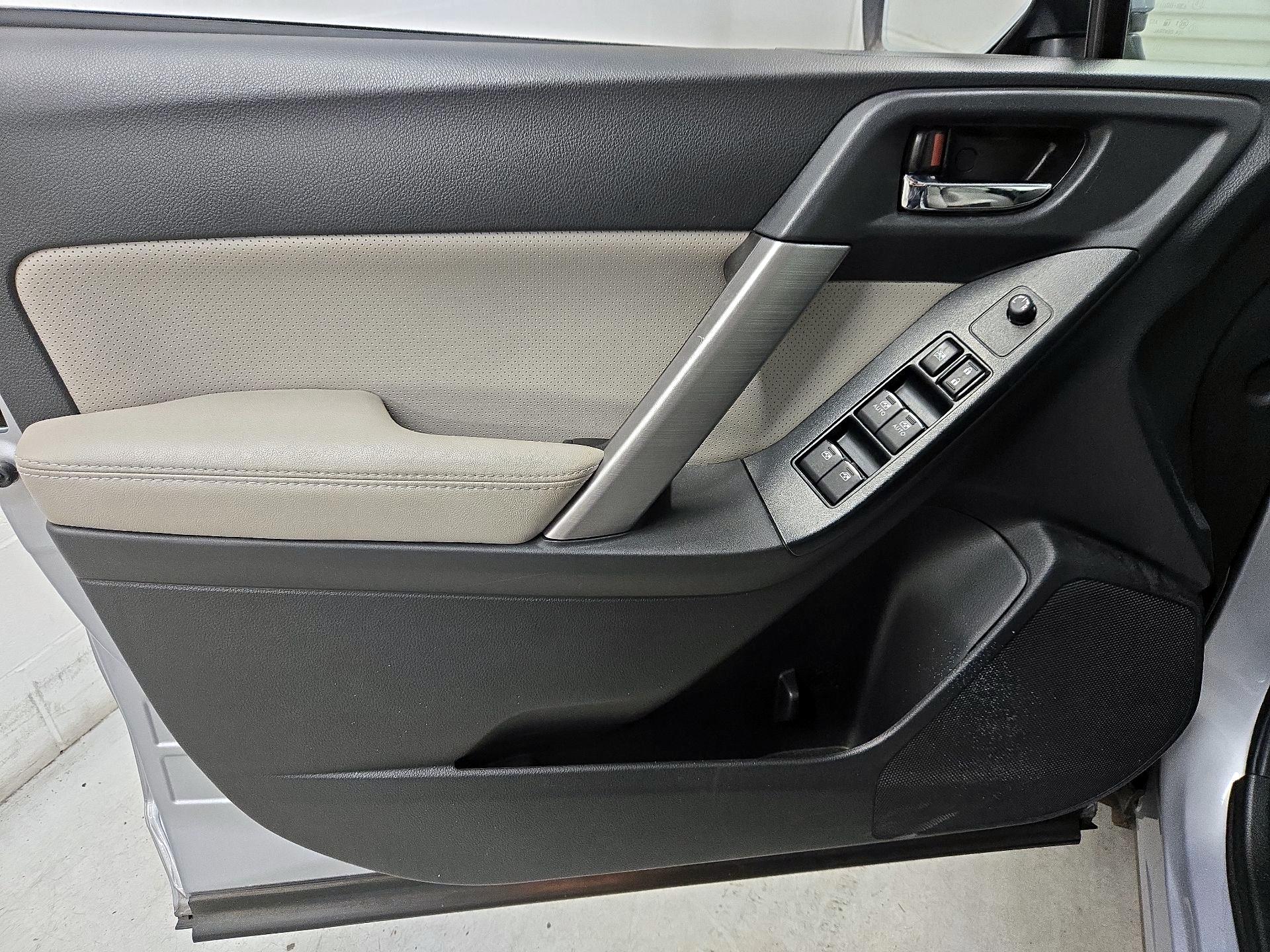 Thumbnail: 2017 Subaru Forester - 12