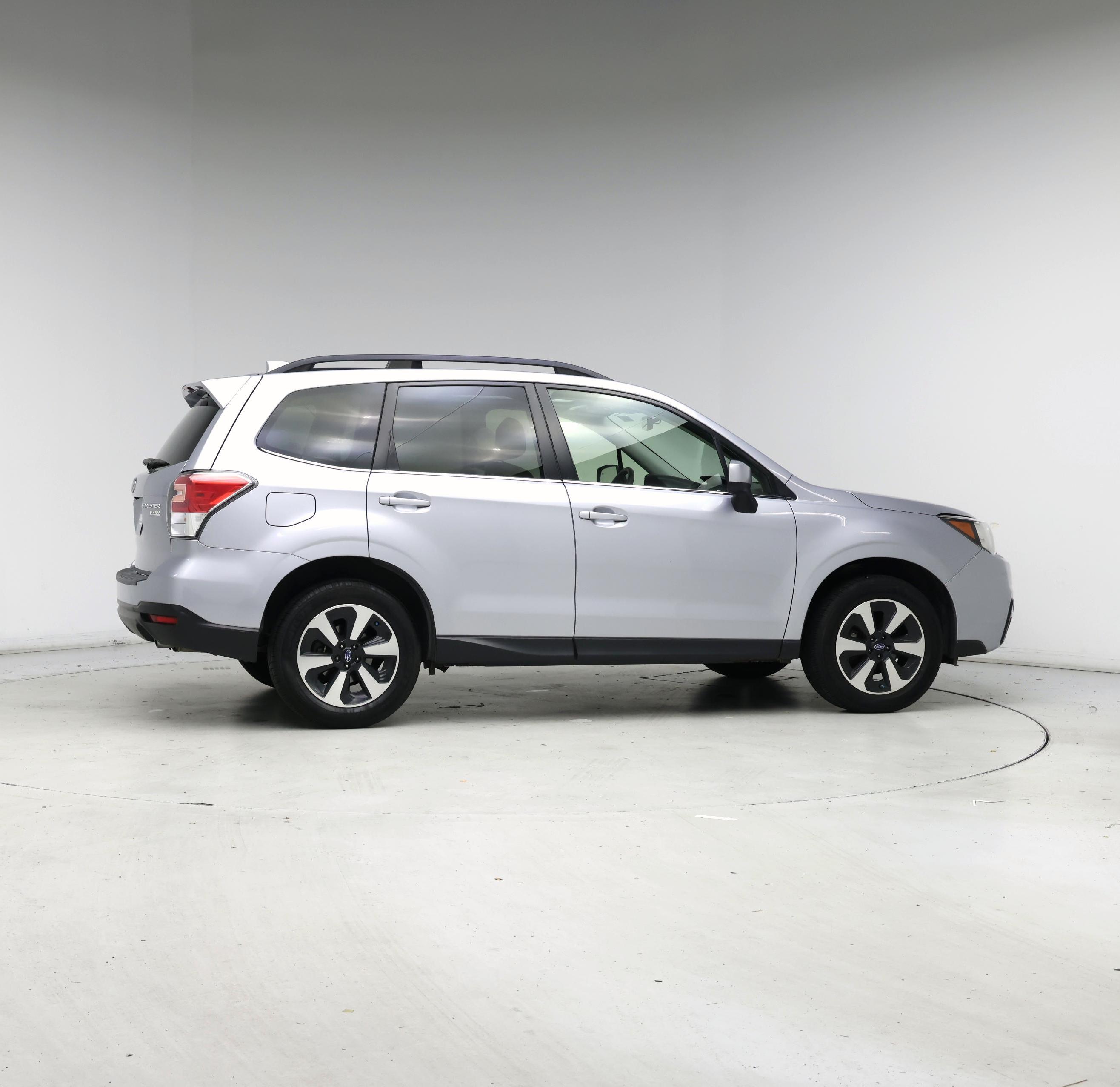 Thumbnail: 2017 Subaru Forester - 7