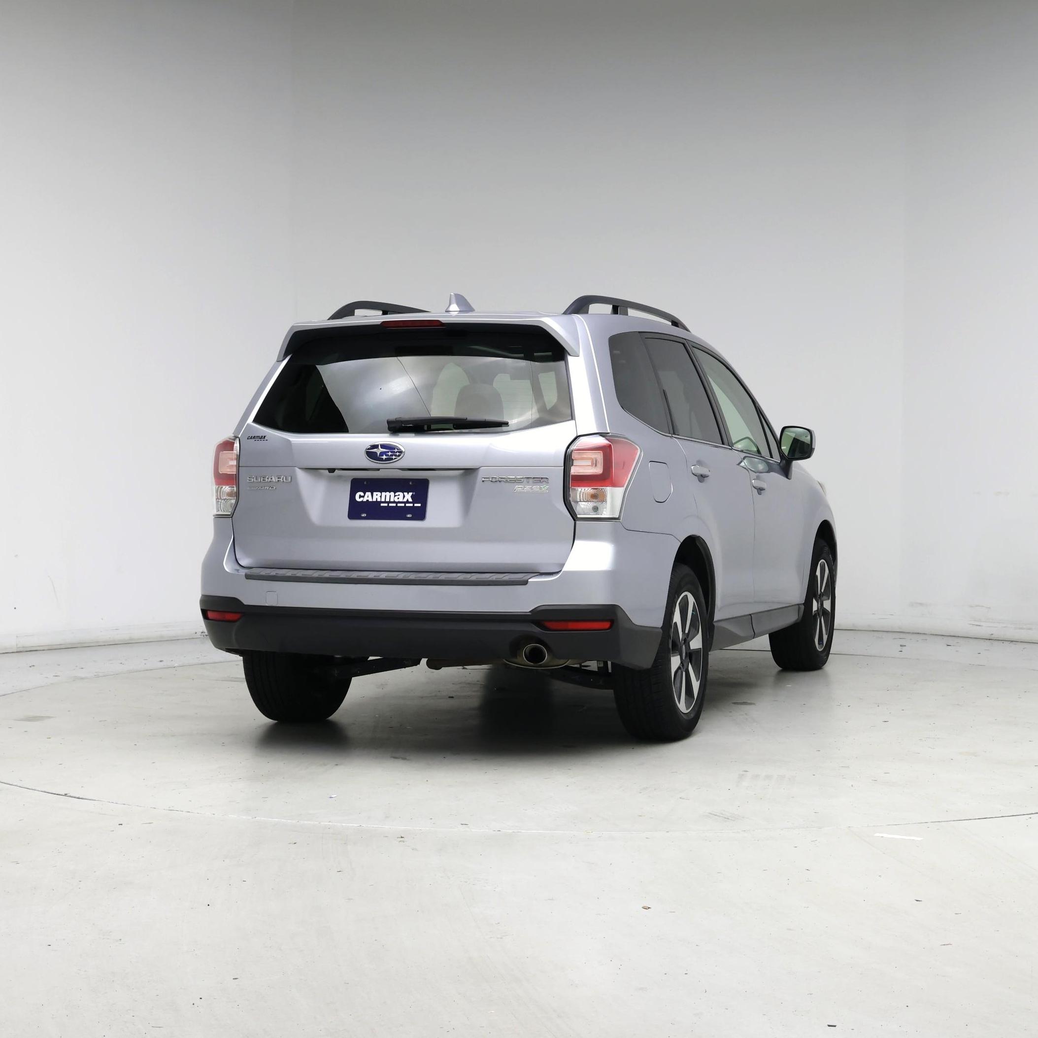 Thumbnail: 2017 Subaru Forester - 8