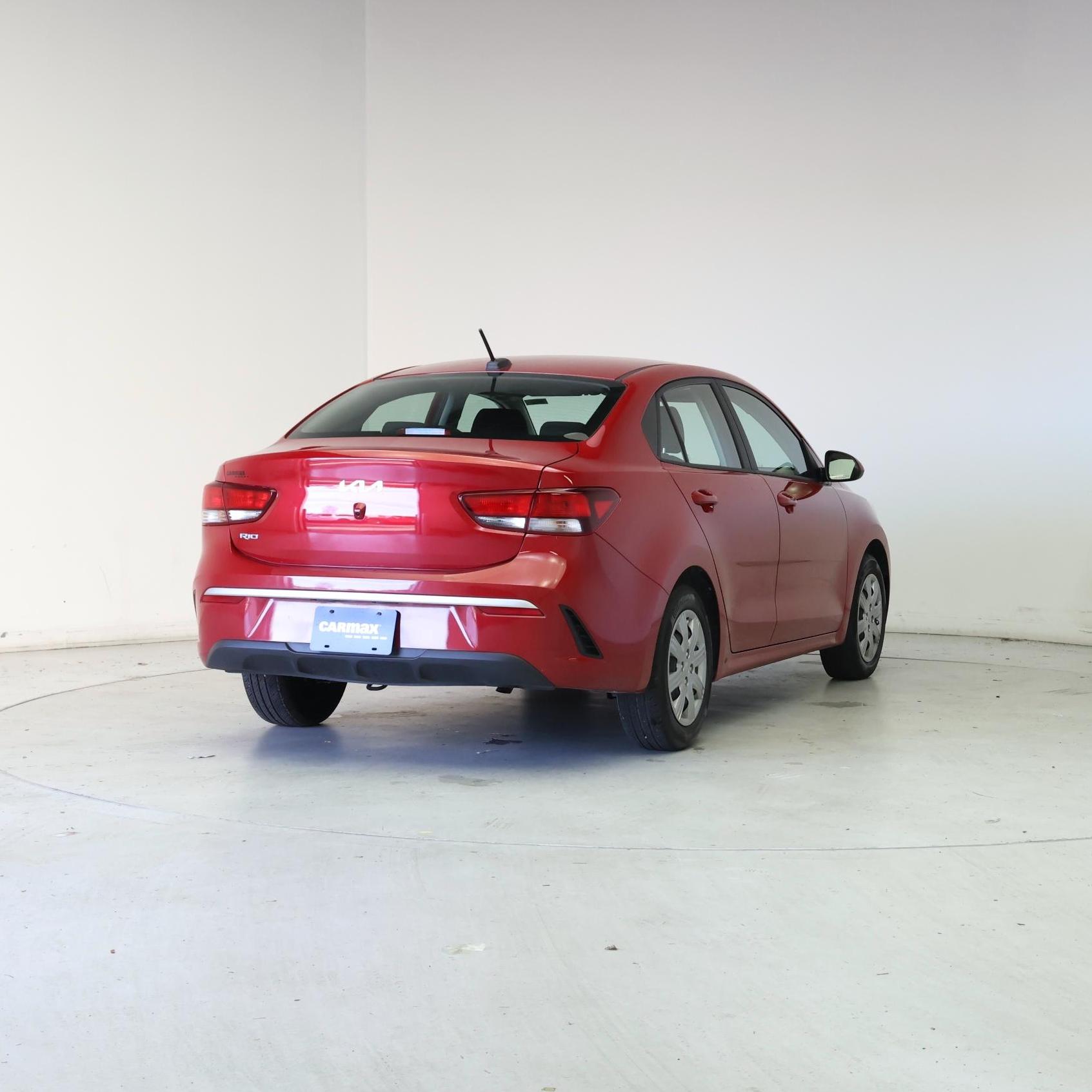 Thumbnail: 2022 Kia Rio - 8