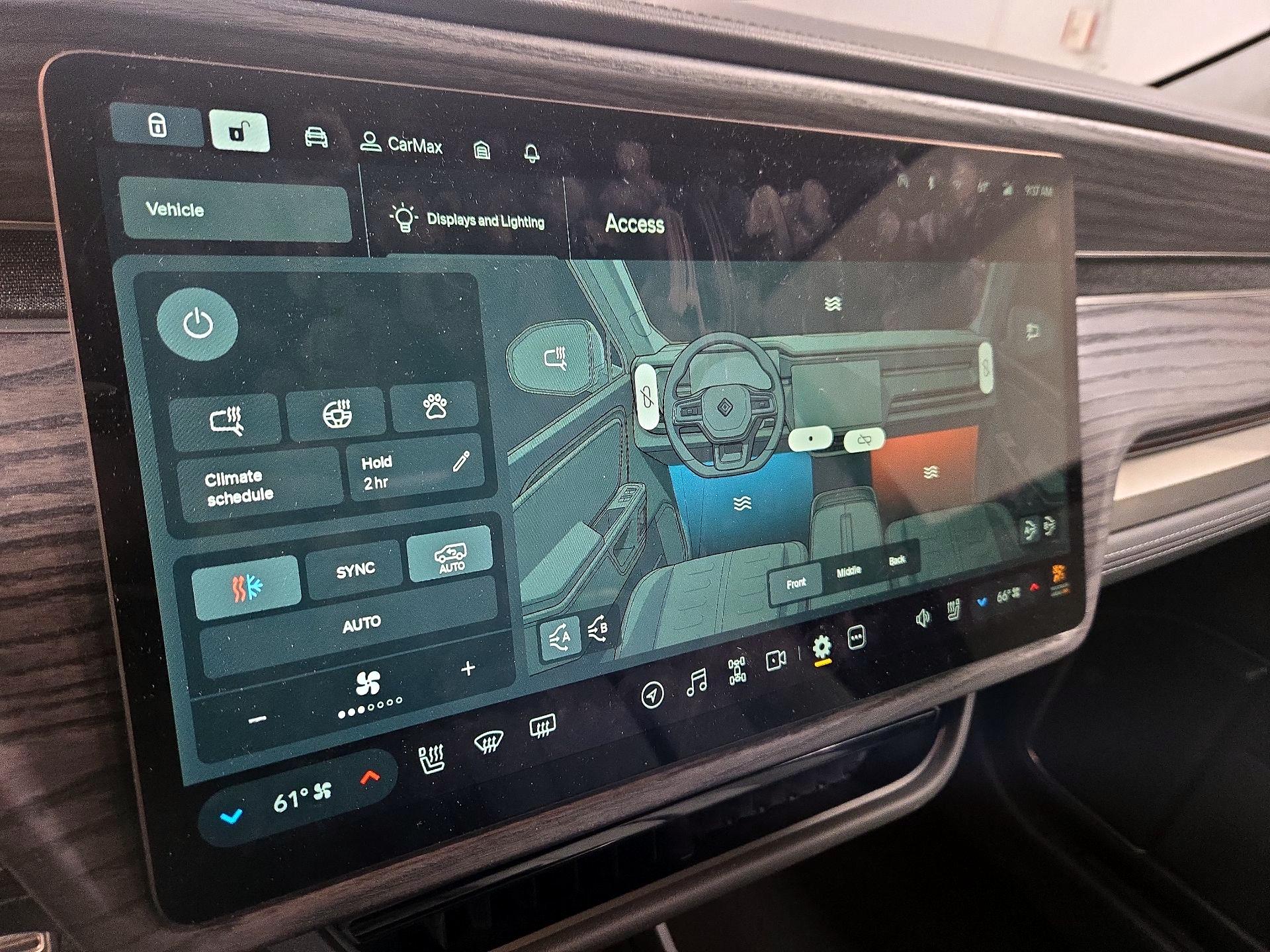 Thumbnail: 2023 Rivian R1S - 16