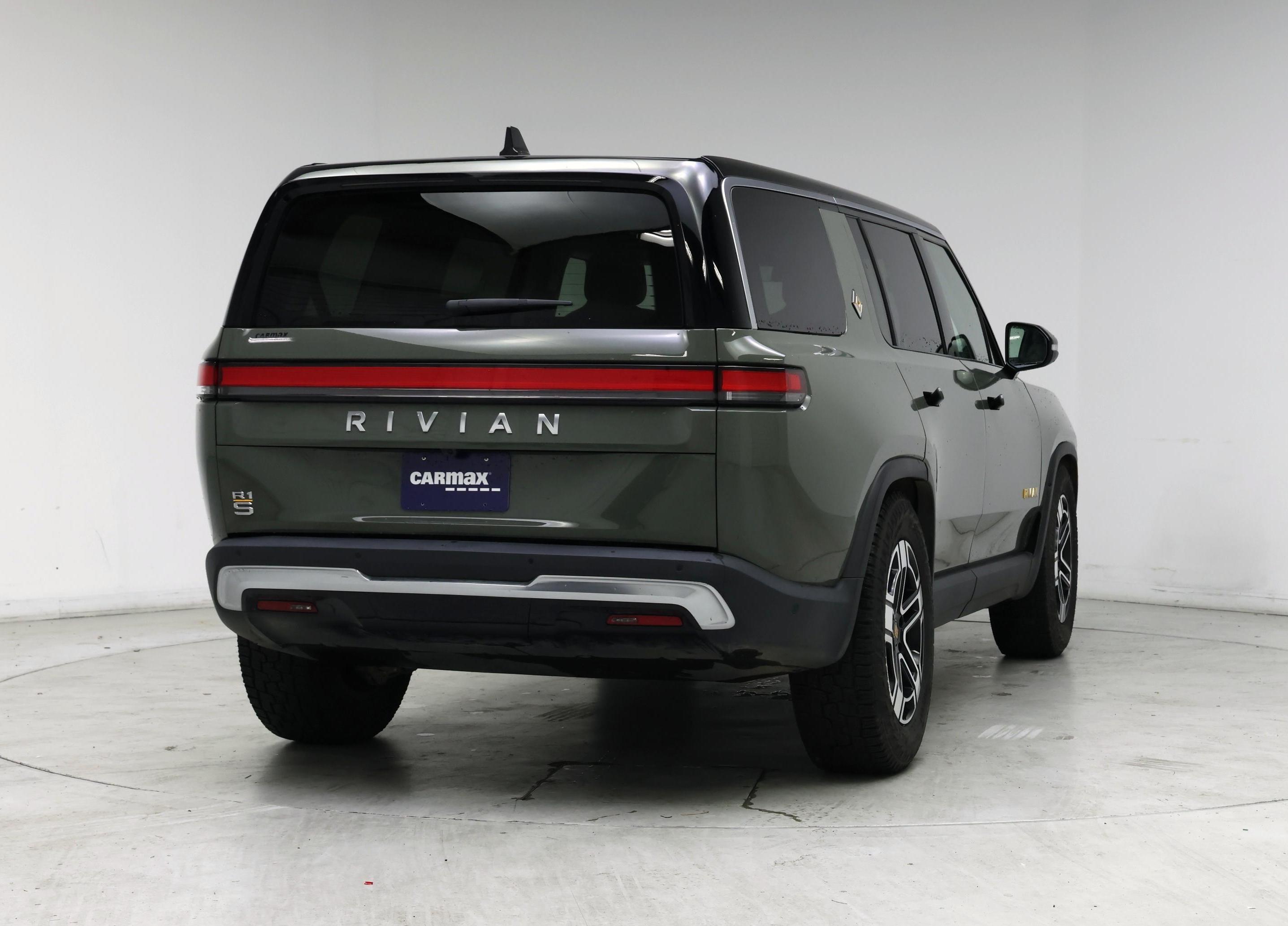 Thumbnail: 2023 Rivian R1S - 8